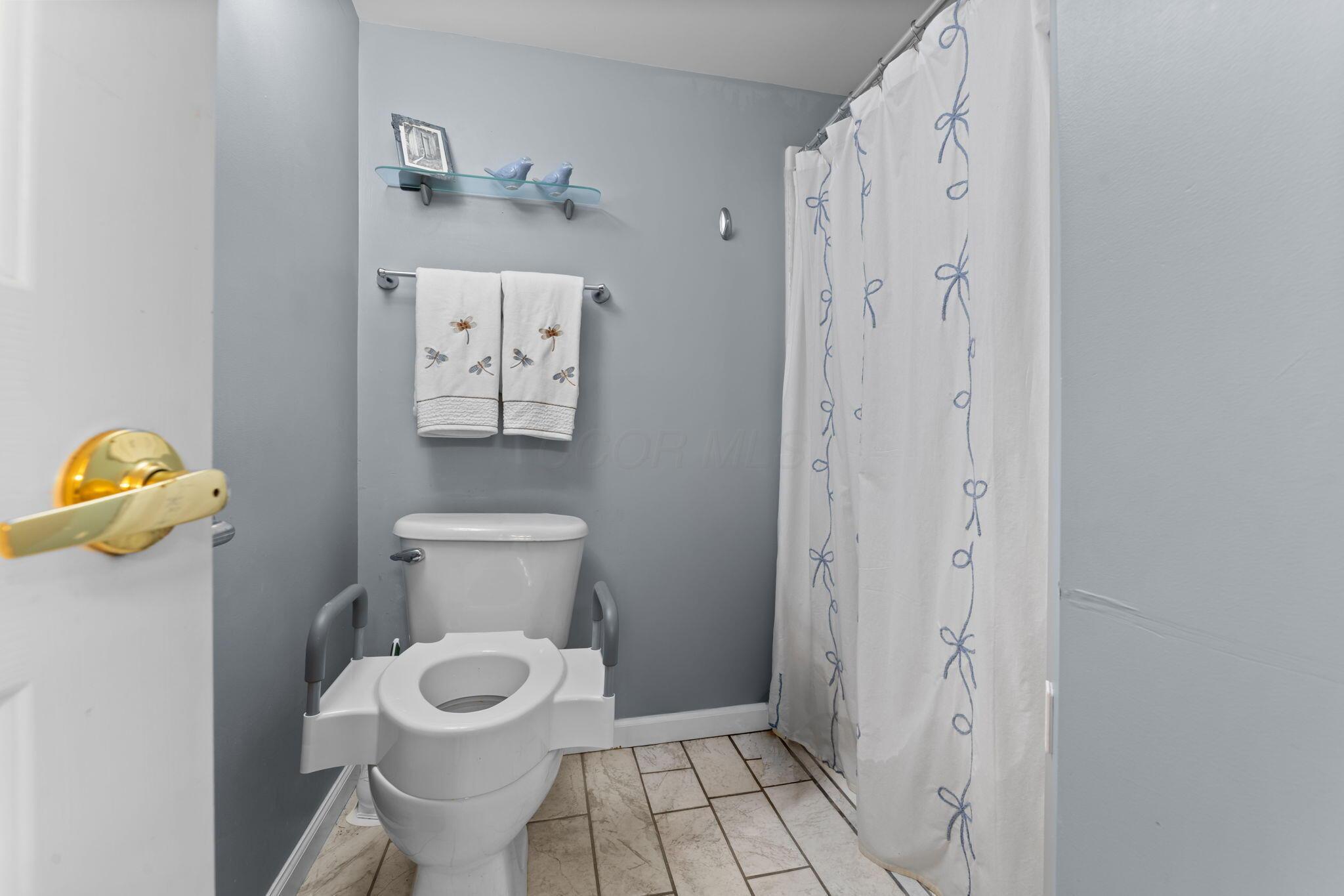 6678 Henschen Circle Property Photo 18