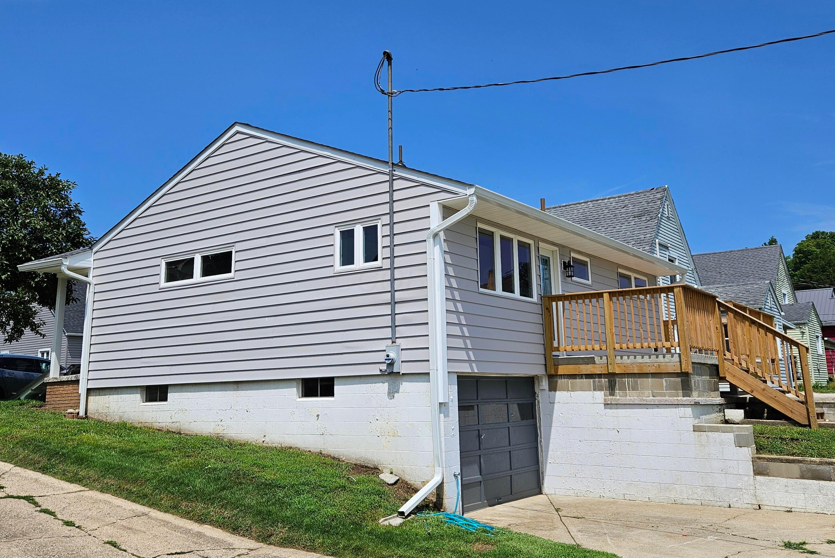 524 N Spring Street Property Photo 5