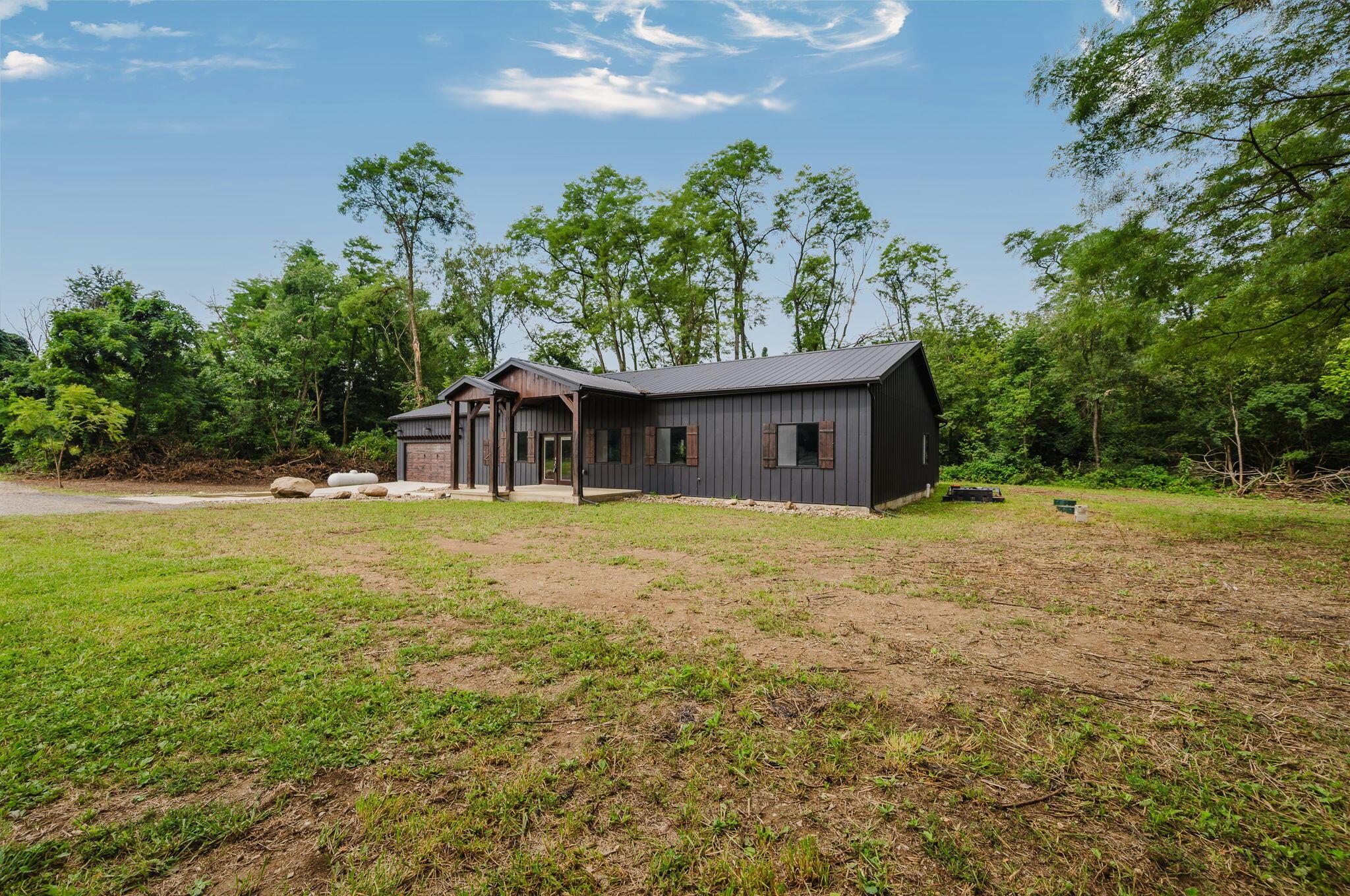 3301 Benedict Road Property Photo 3