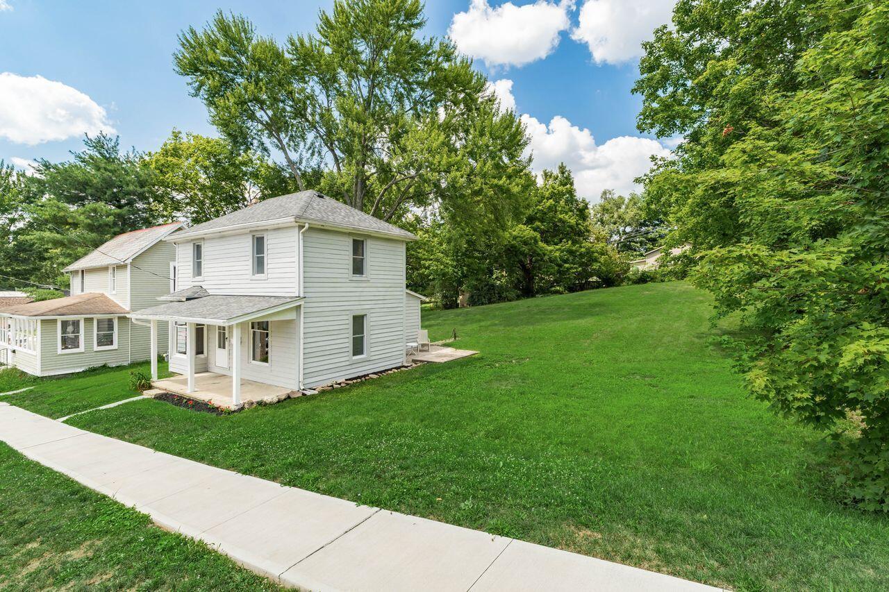 84 E Borland Street Property Photo 29
