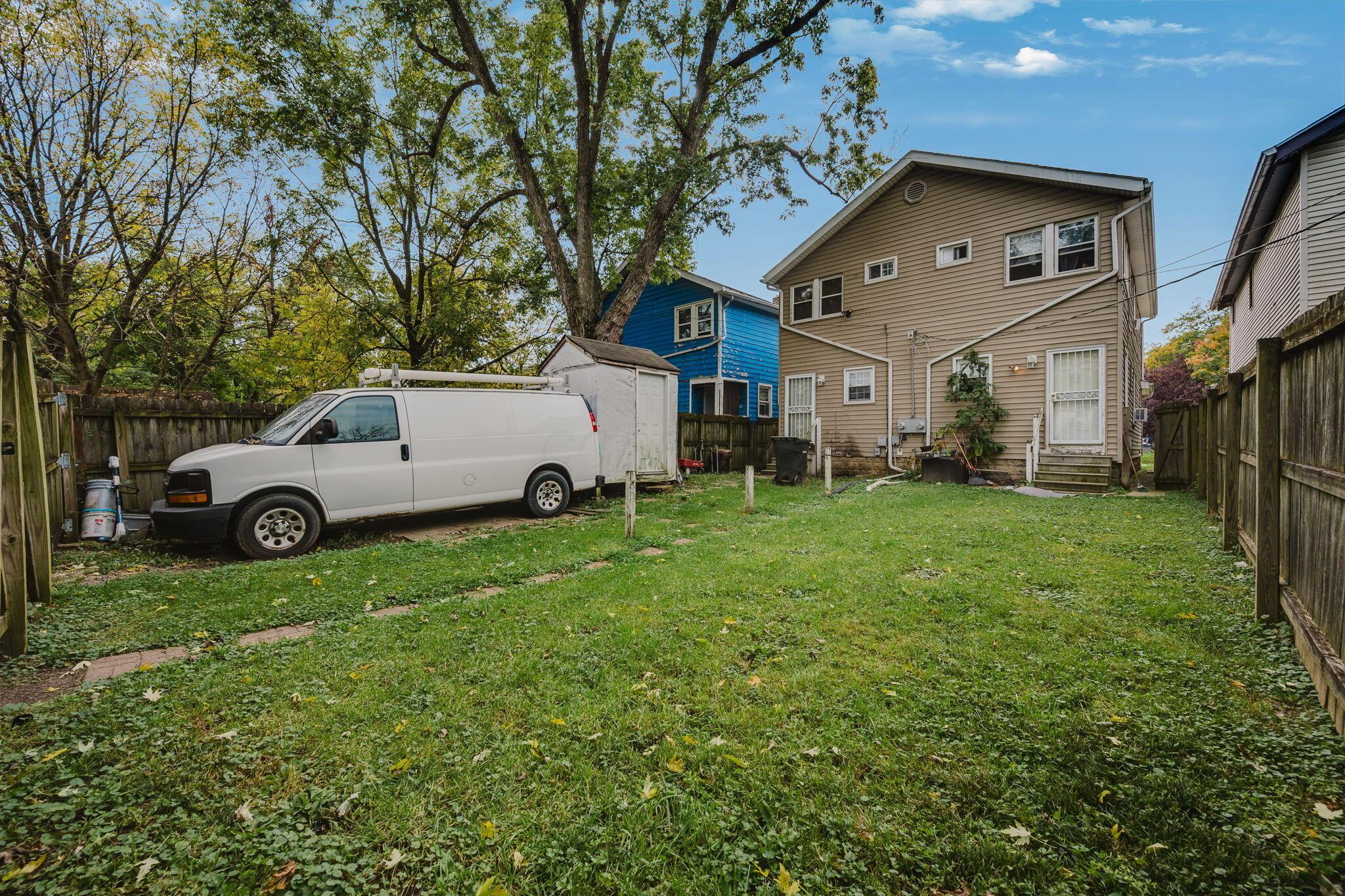 630 S Ogden Avenue Property Photo 16