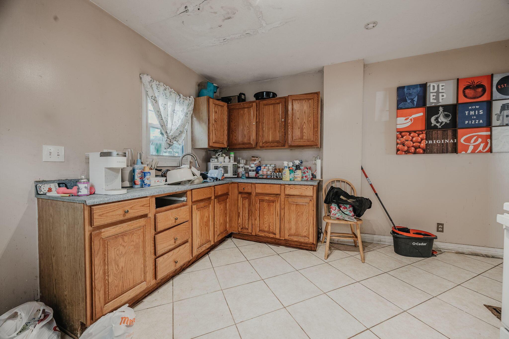 630 S Ogden Avenue Property Photo 25