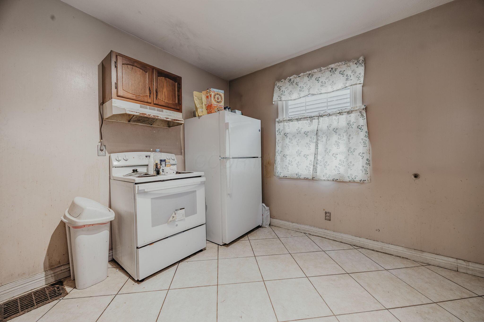 630 S Ogden Avenue Property Photo 27
