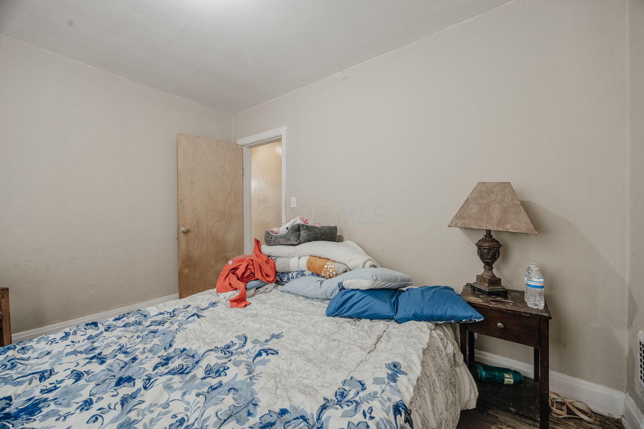 630 S Ogden Avenue Property Photo 33