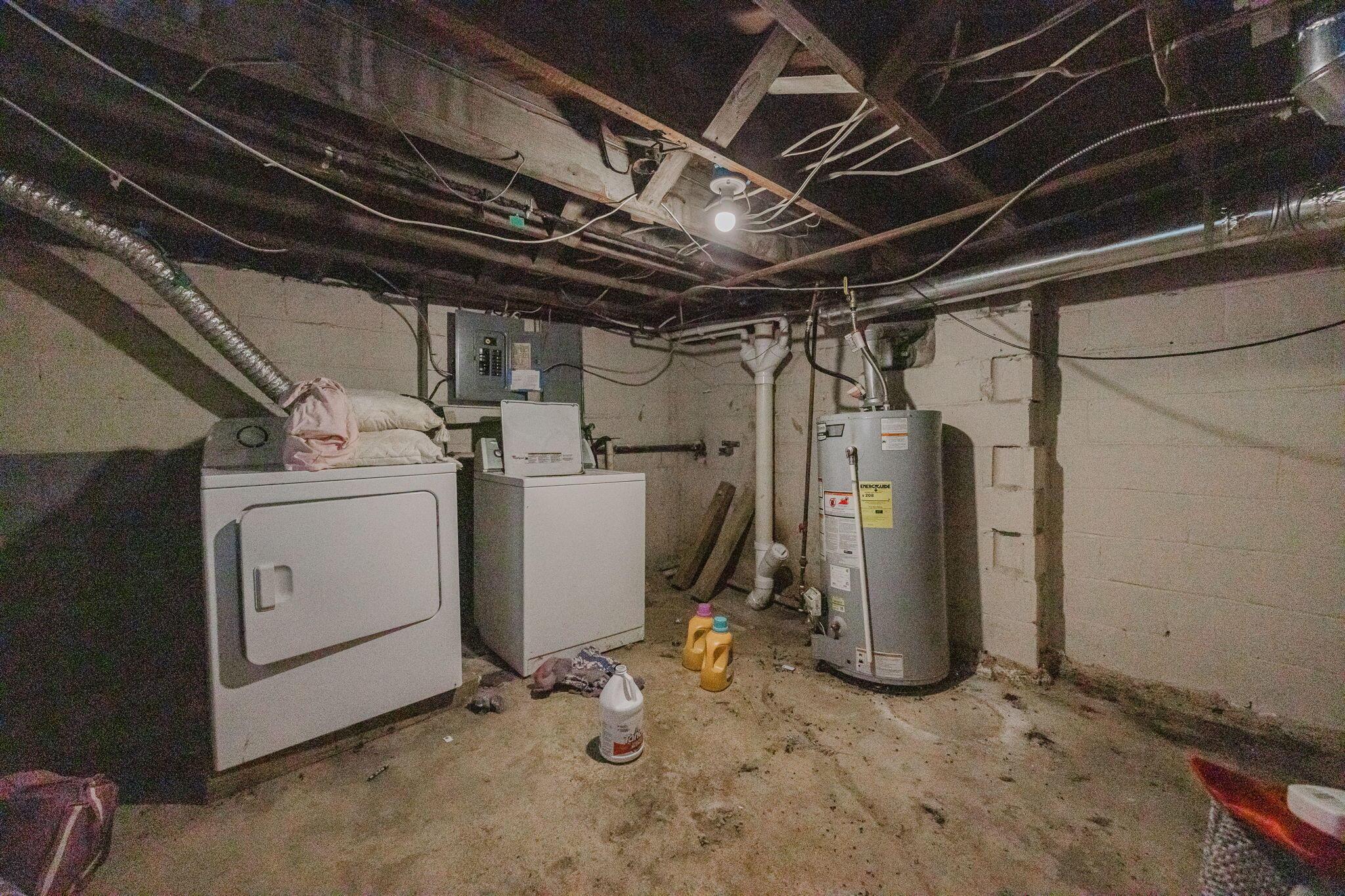 630 S Ogden Avenue Property Photo 37