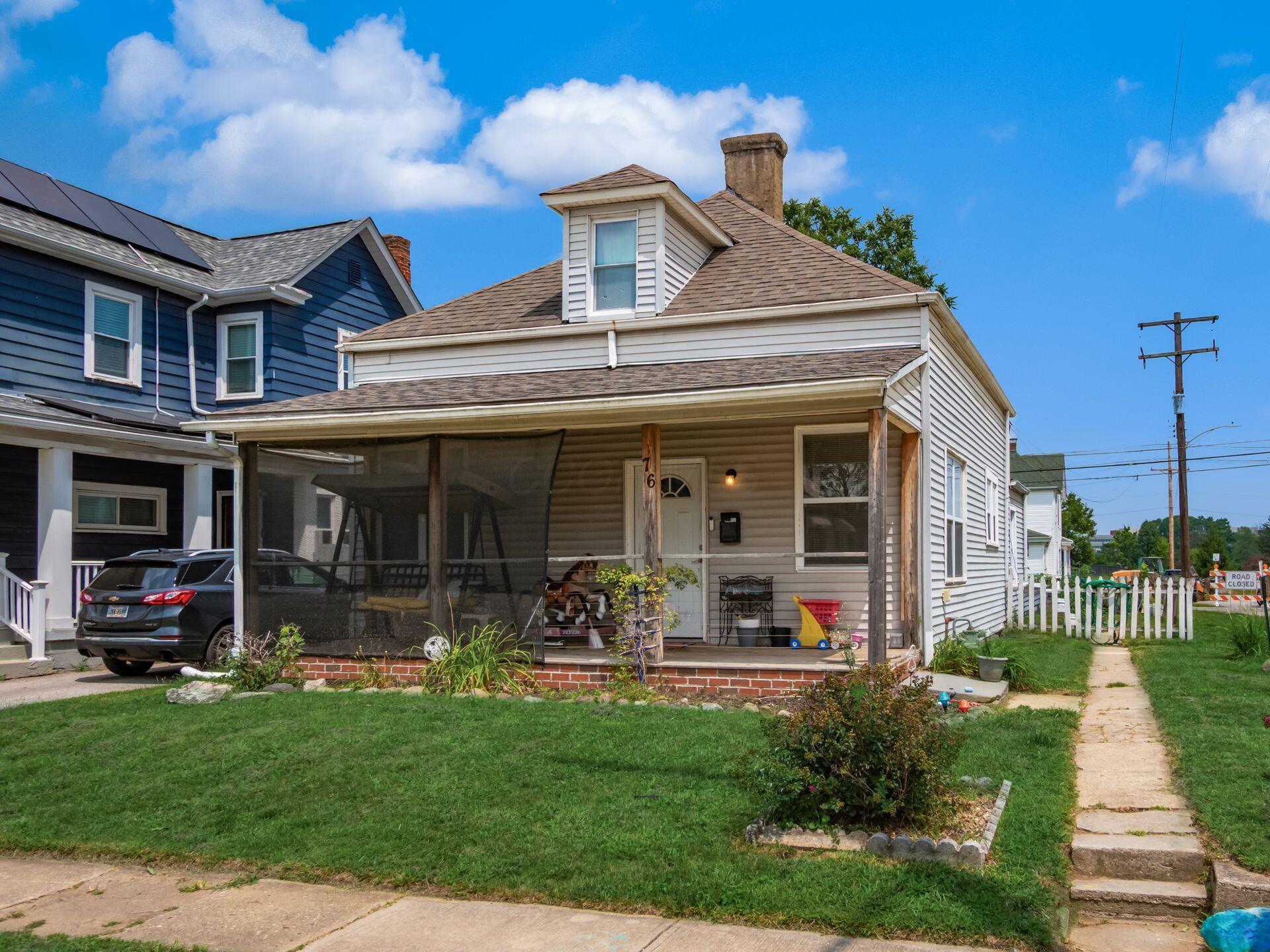 76 N Oakley Avenue Property Photo 6