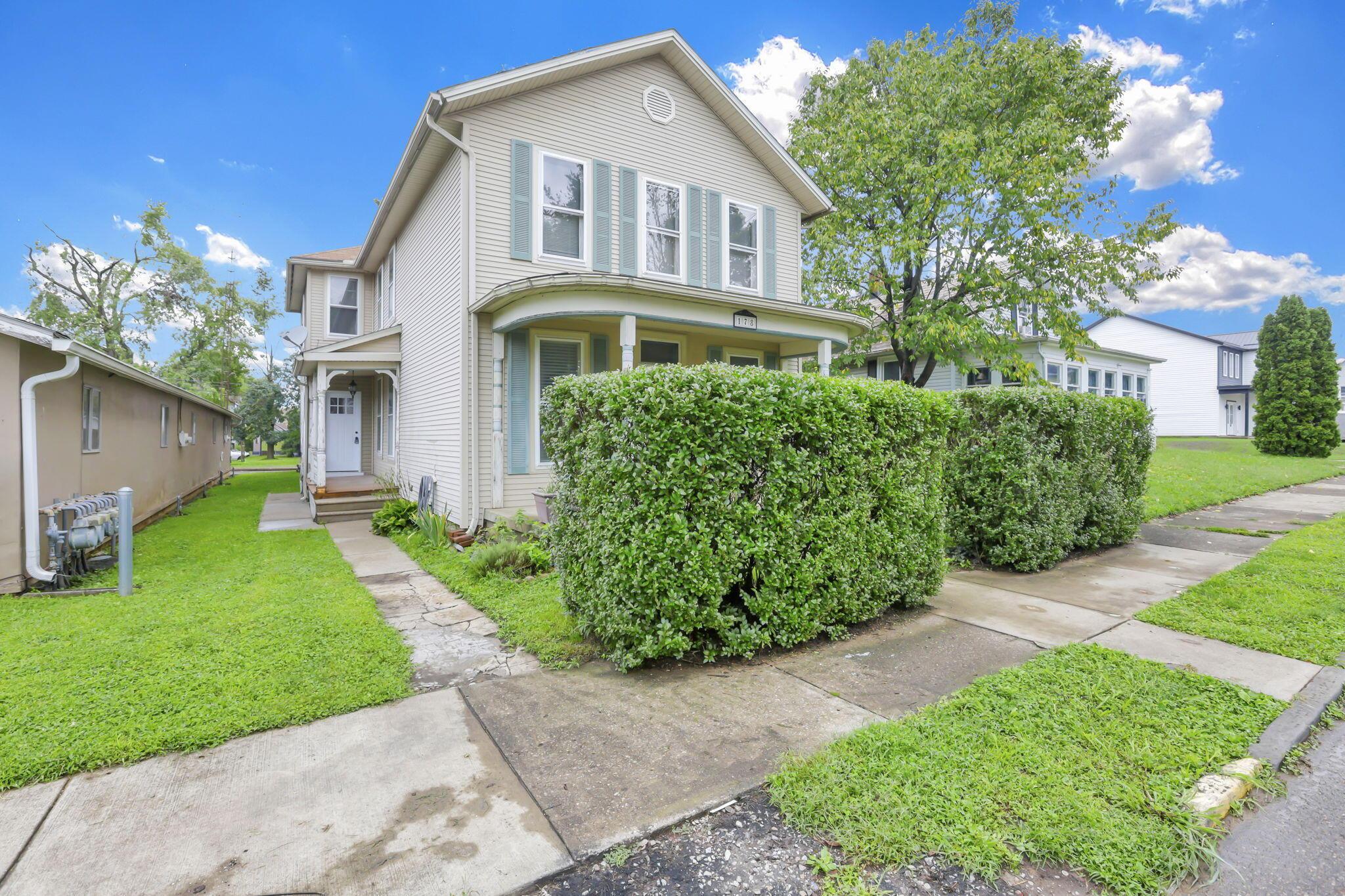 178 W Locust Street Property Photo 1