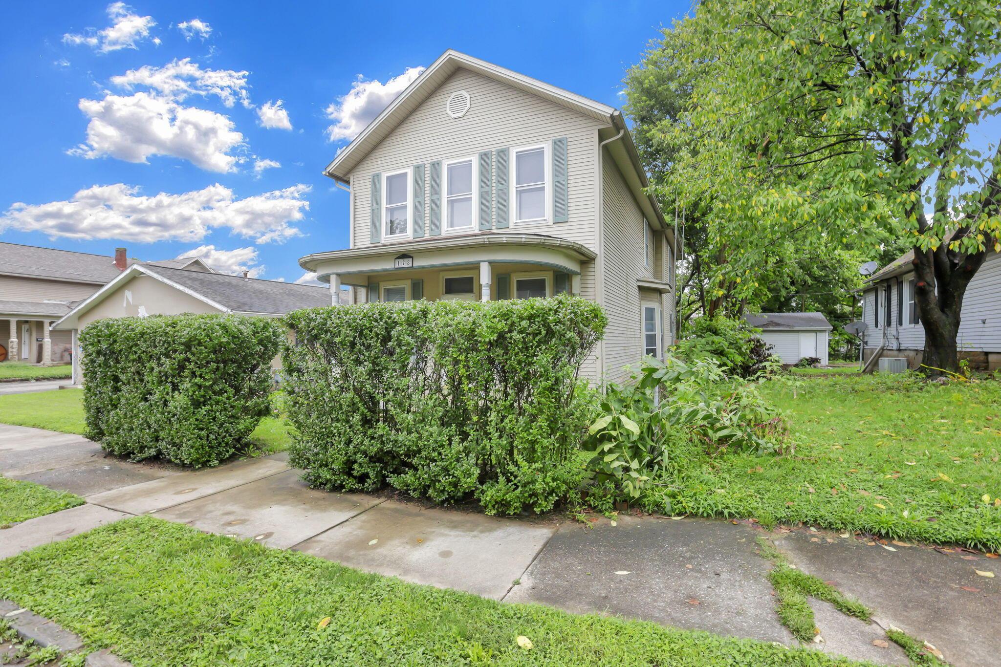 178 W Locust Street Property Photo 1