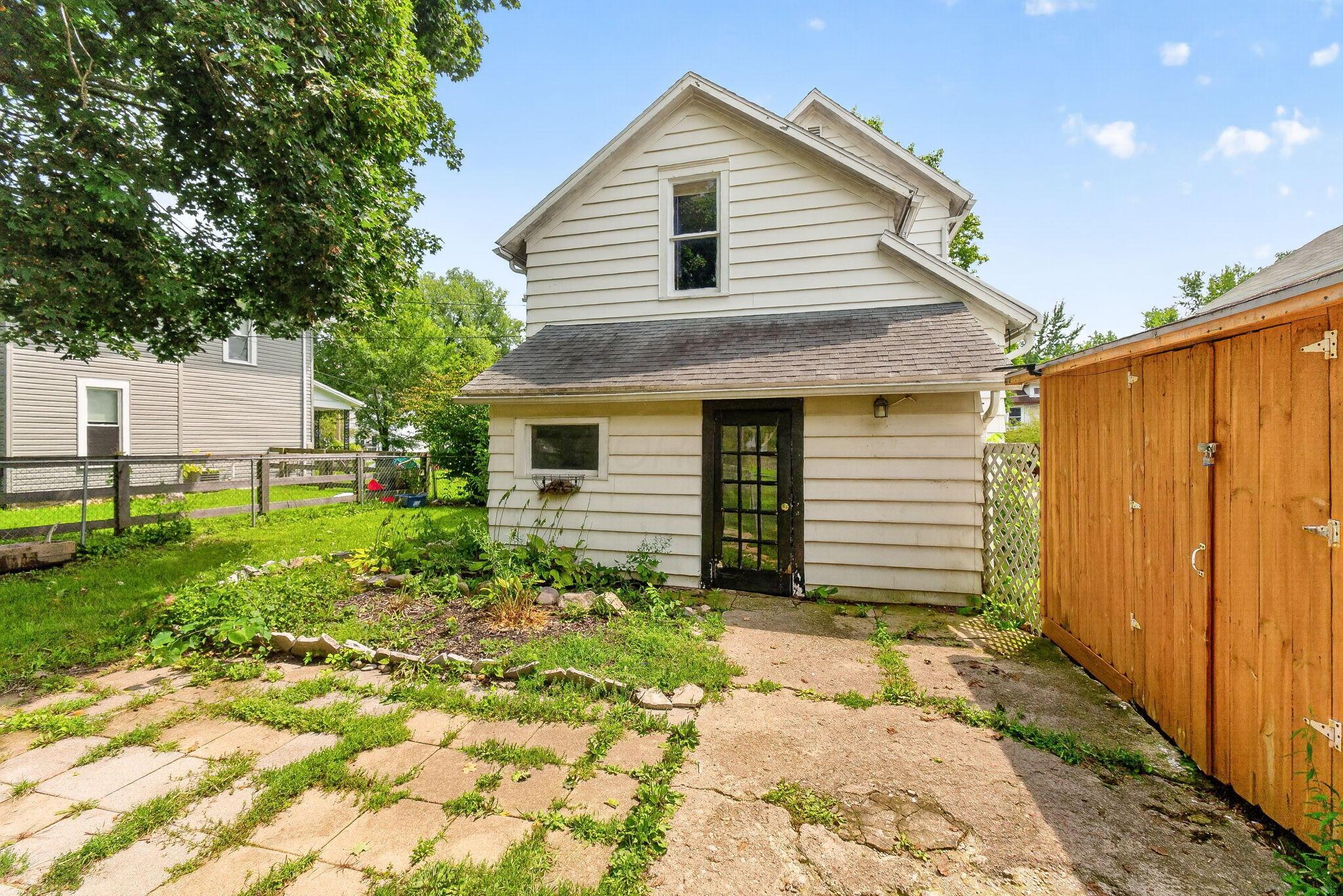 413 E Brown Avenue Property Photo 22