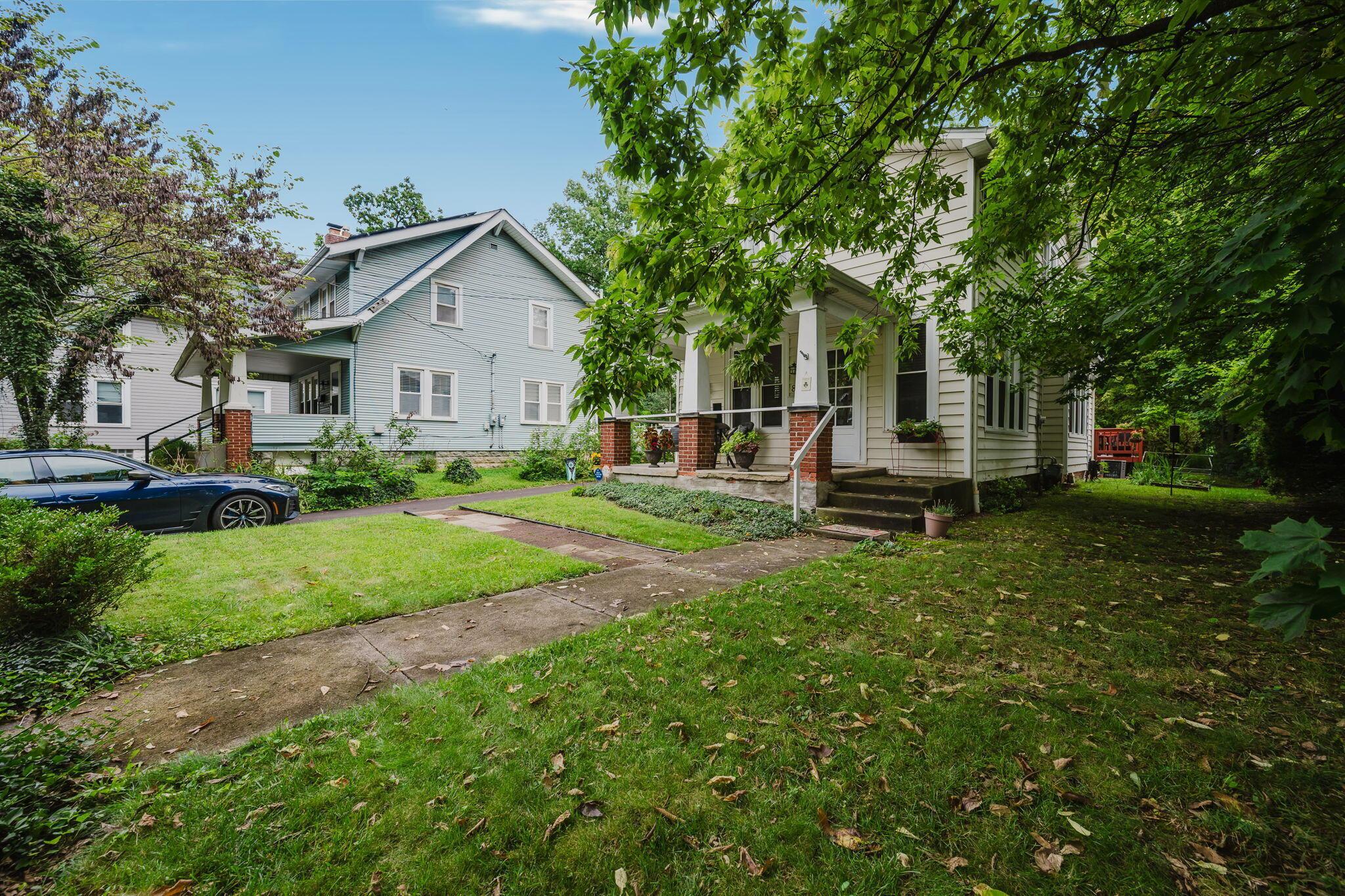 850 College Avenue Property Photo 6