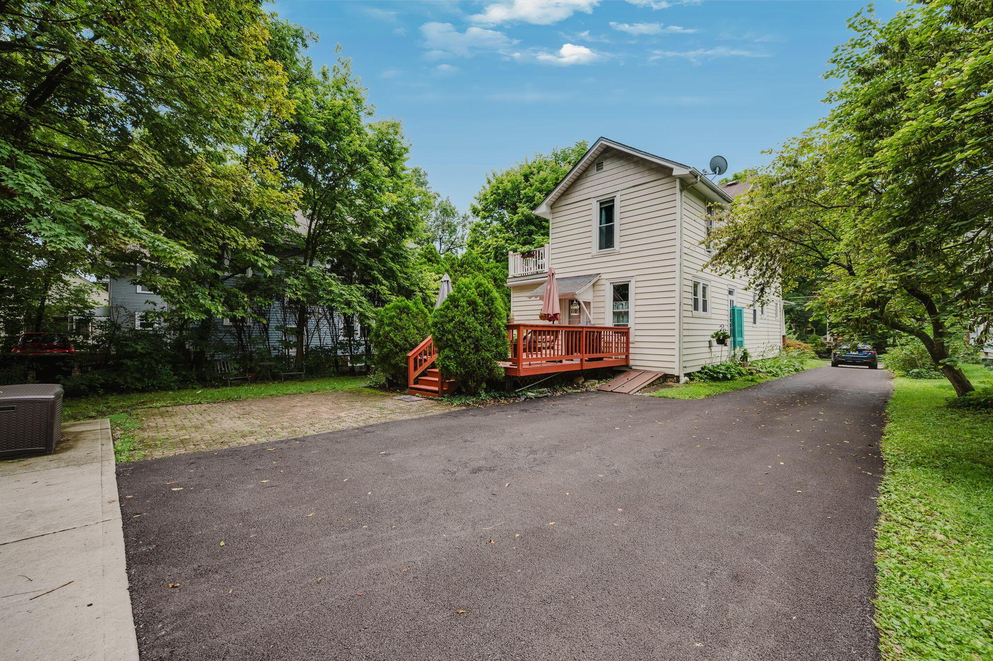 850 College Avenue Property Photo 54