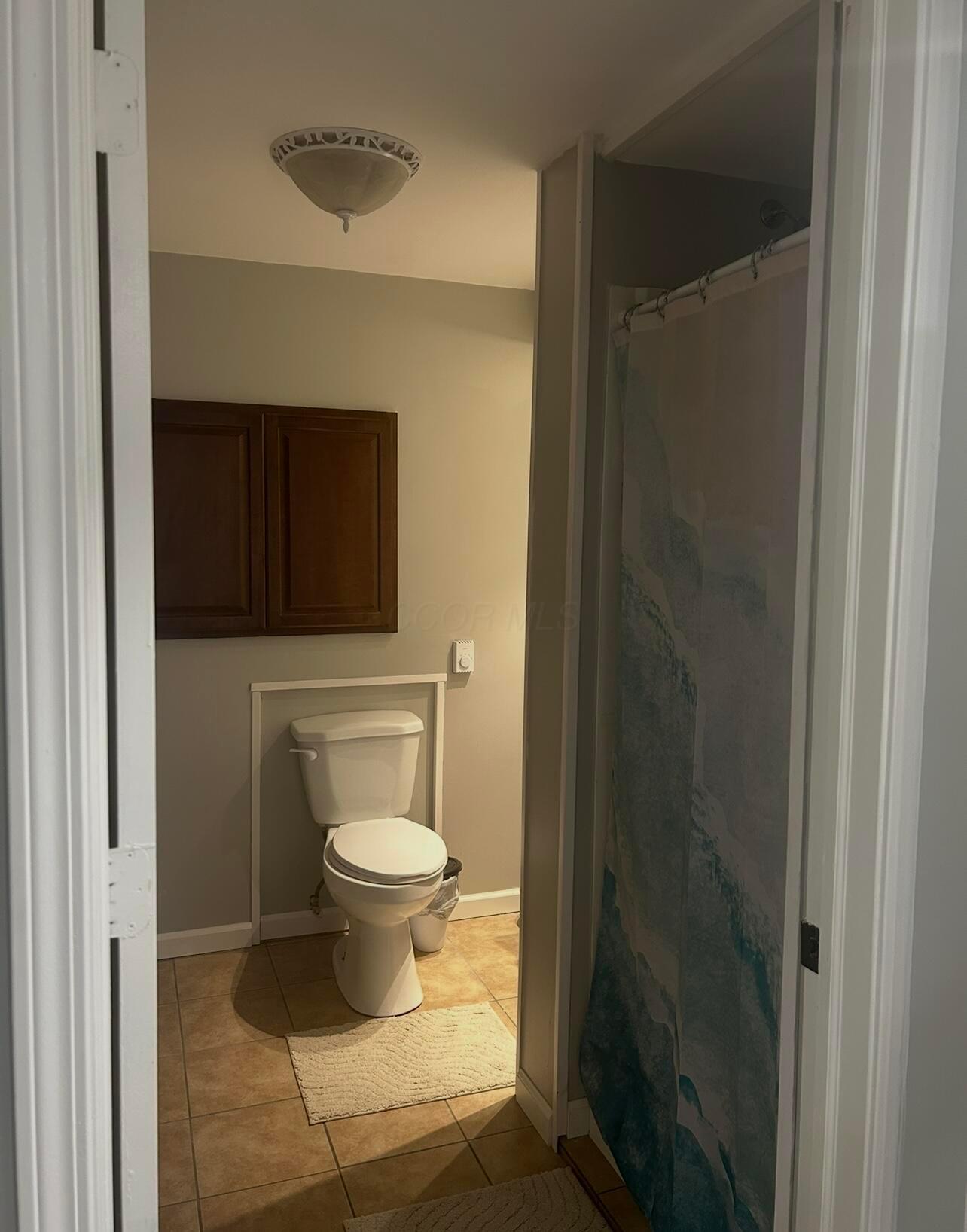 17 E Oak Street Property Photo 38