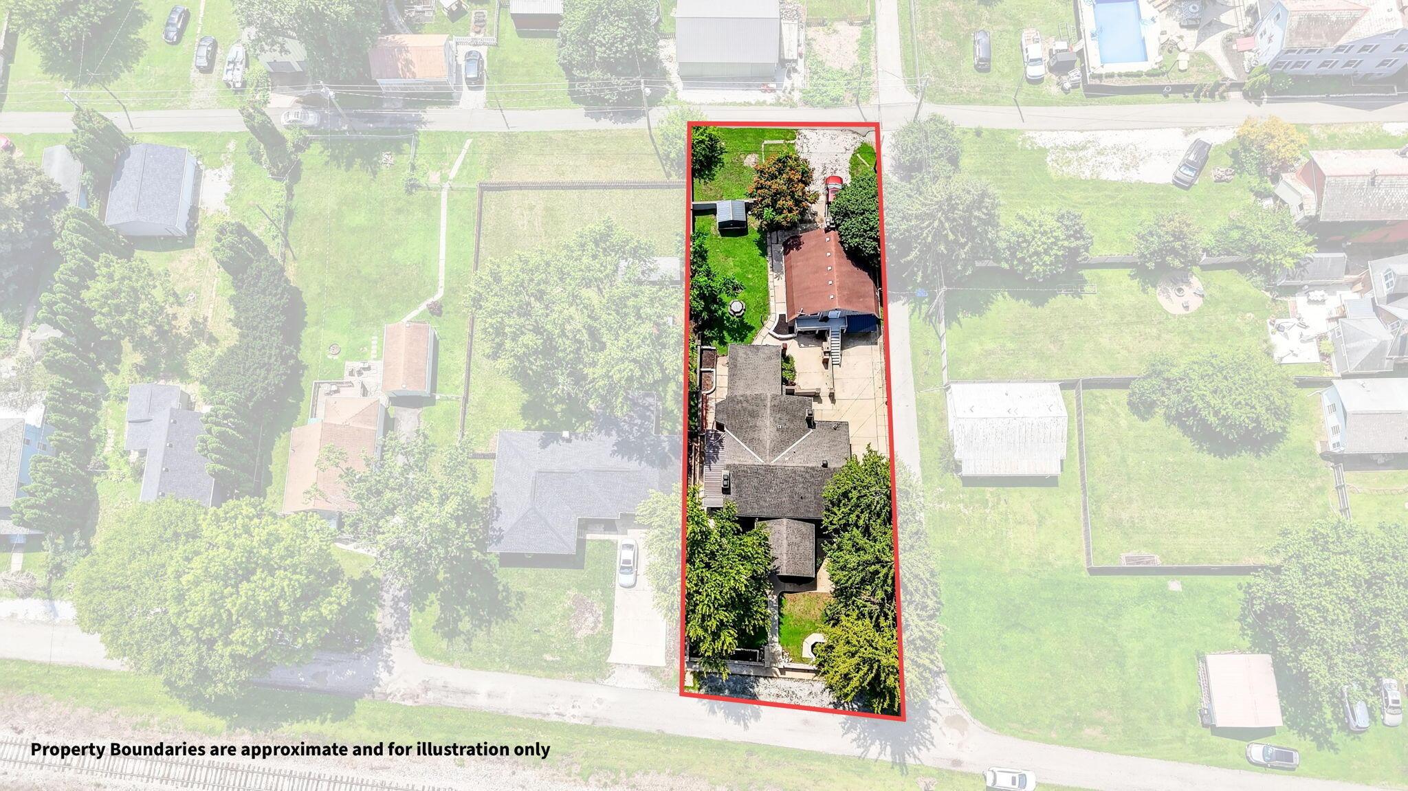 17 E Oak Street Property Photo 40
