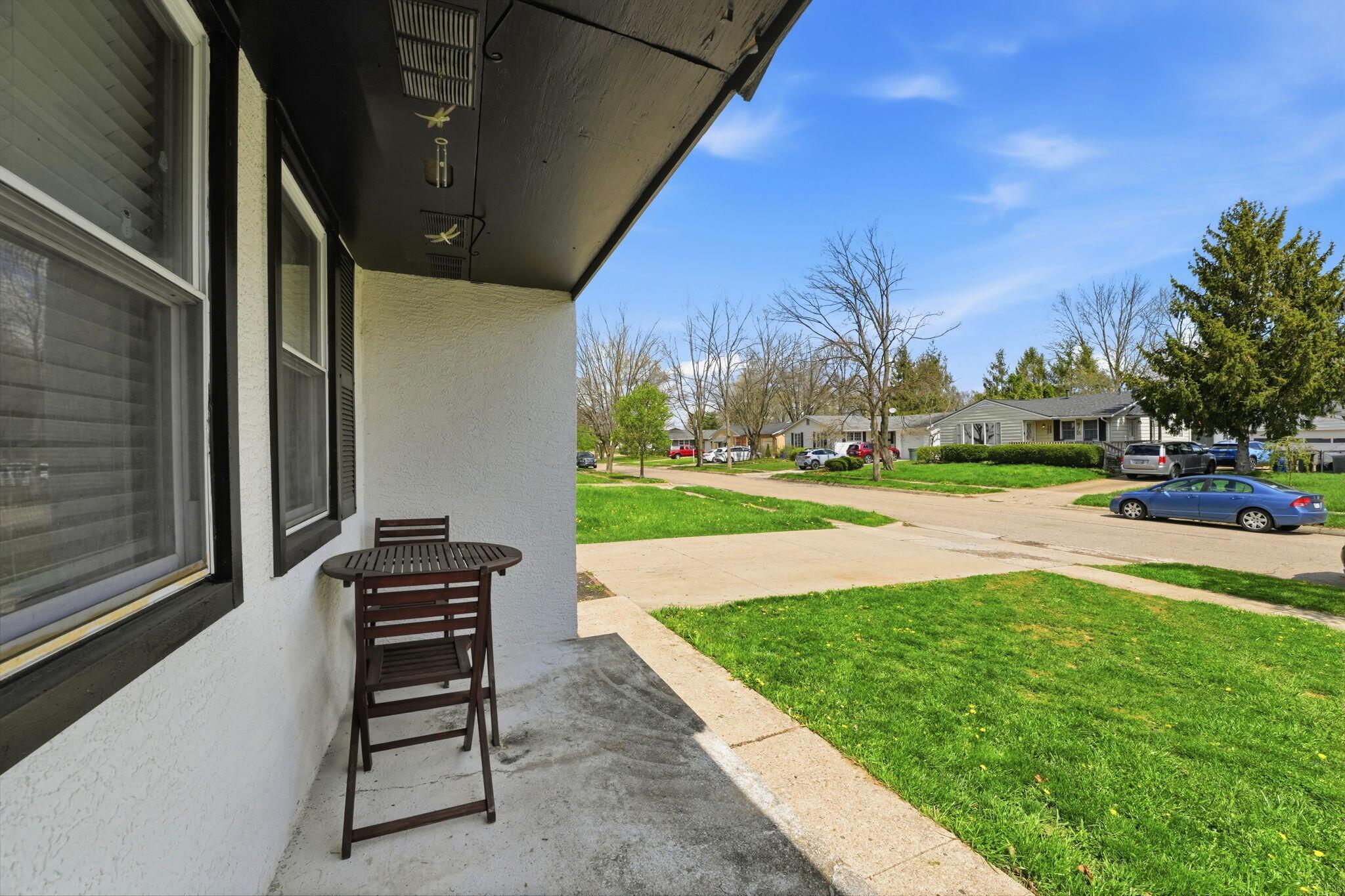 6525 Devonhill Road Property Photo 3