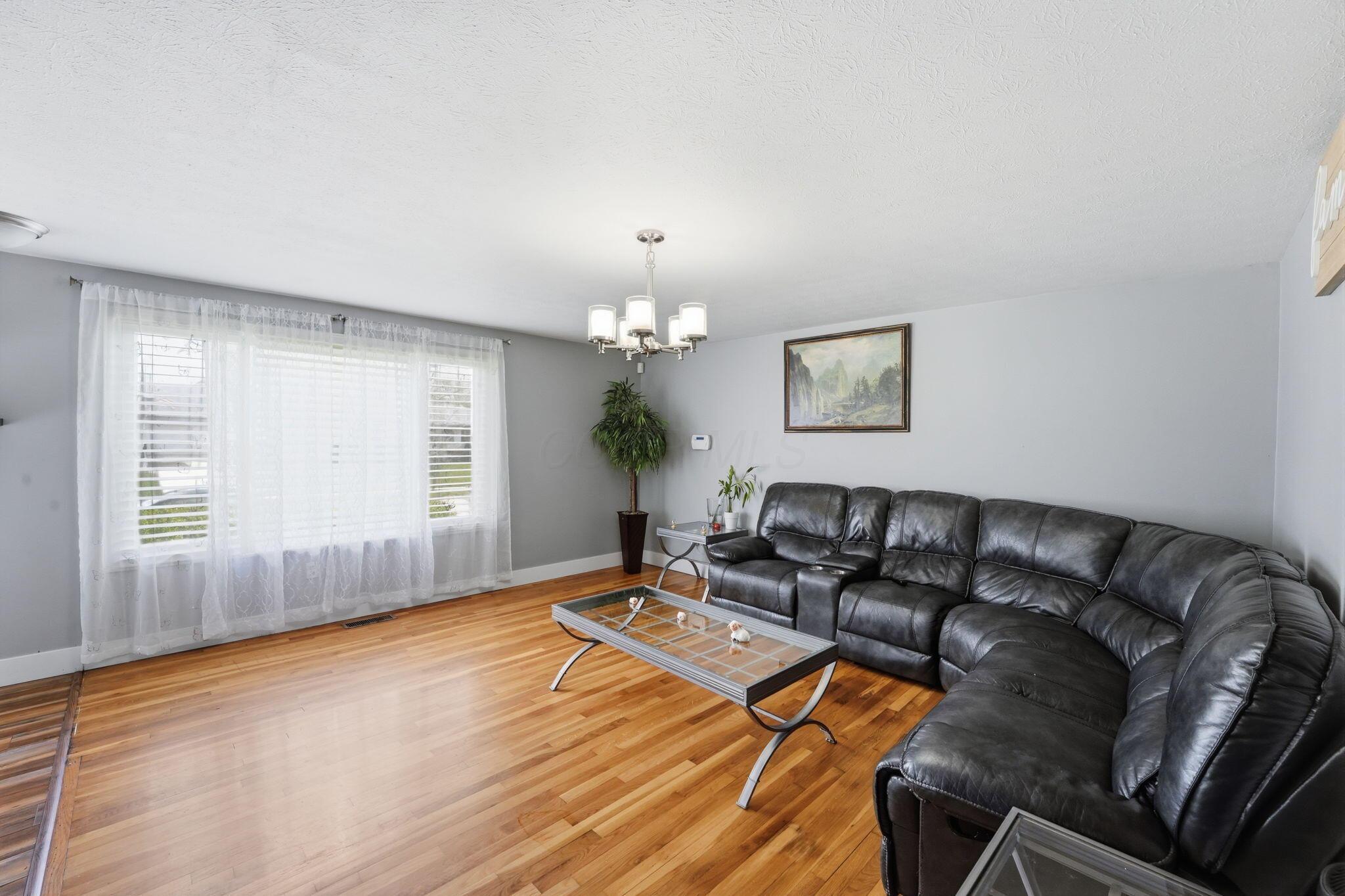 6525 Devonhill Road Property Photo 5