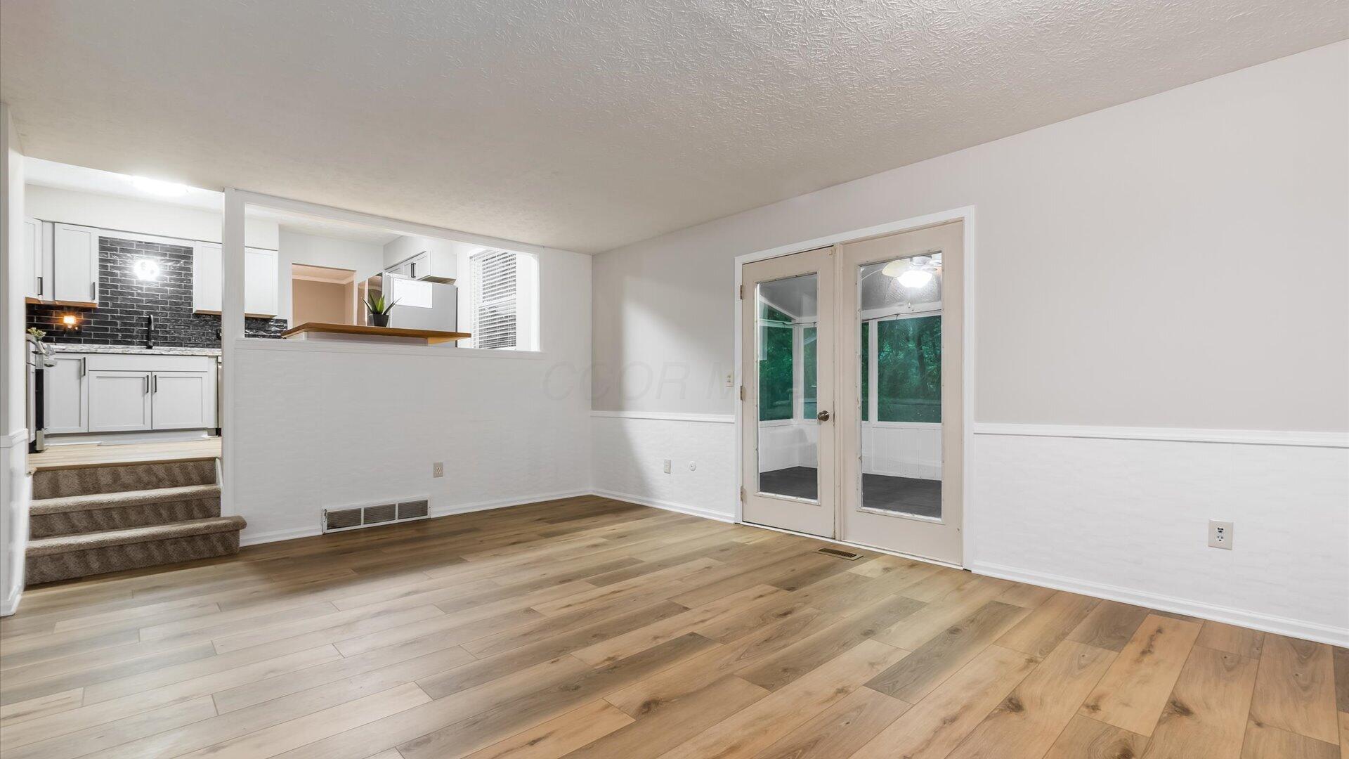6641 Kennington Square S Property Photo 20