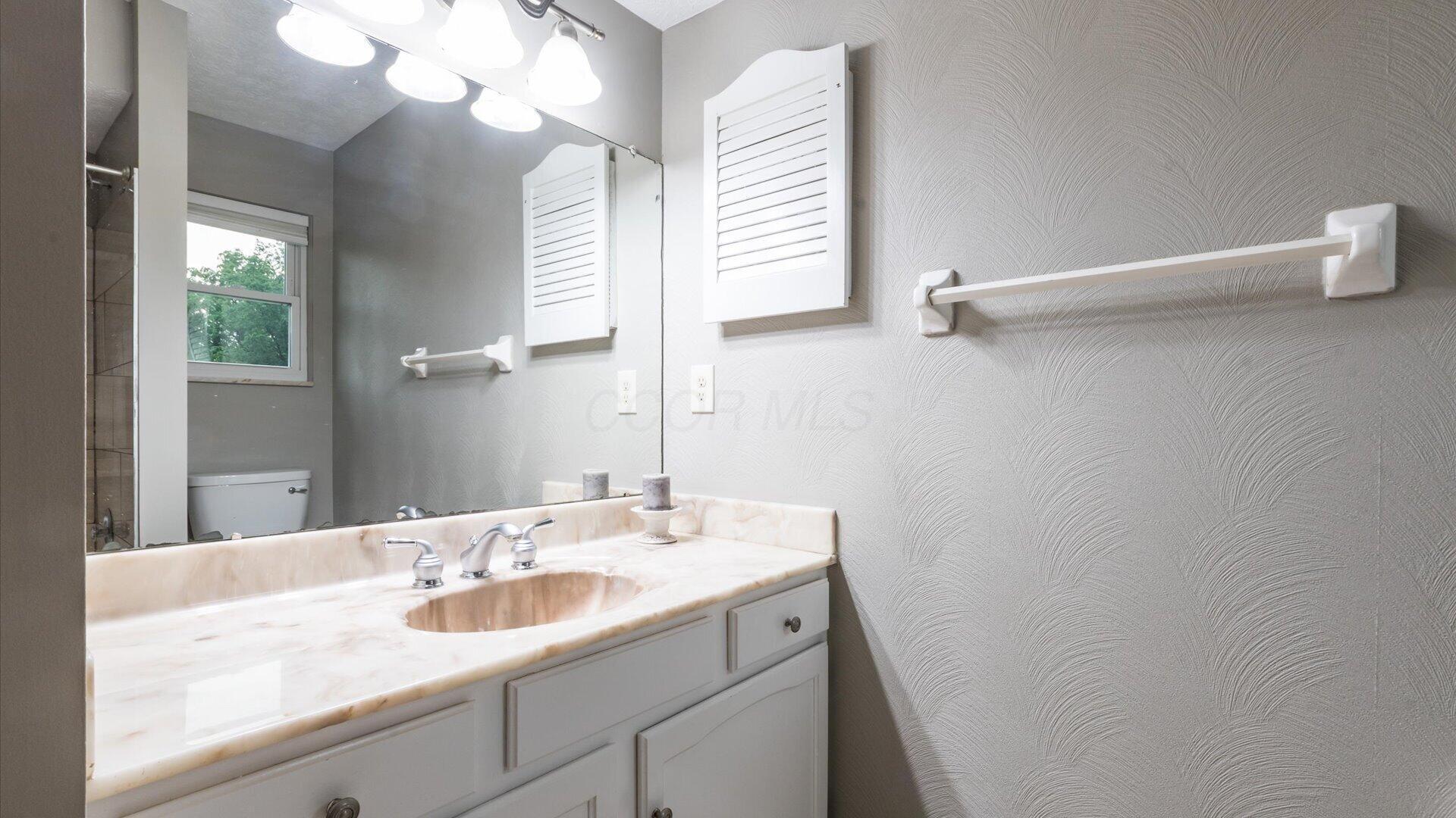 6641 Kennington Square S Property Photo 30
