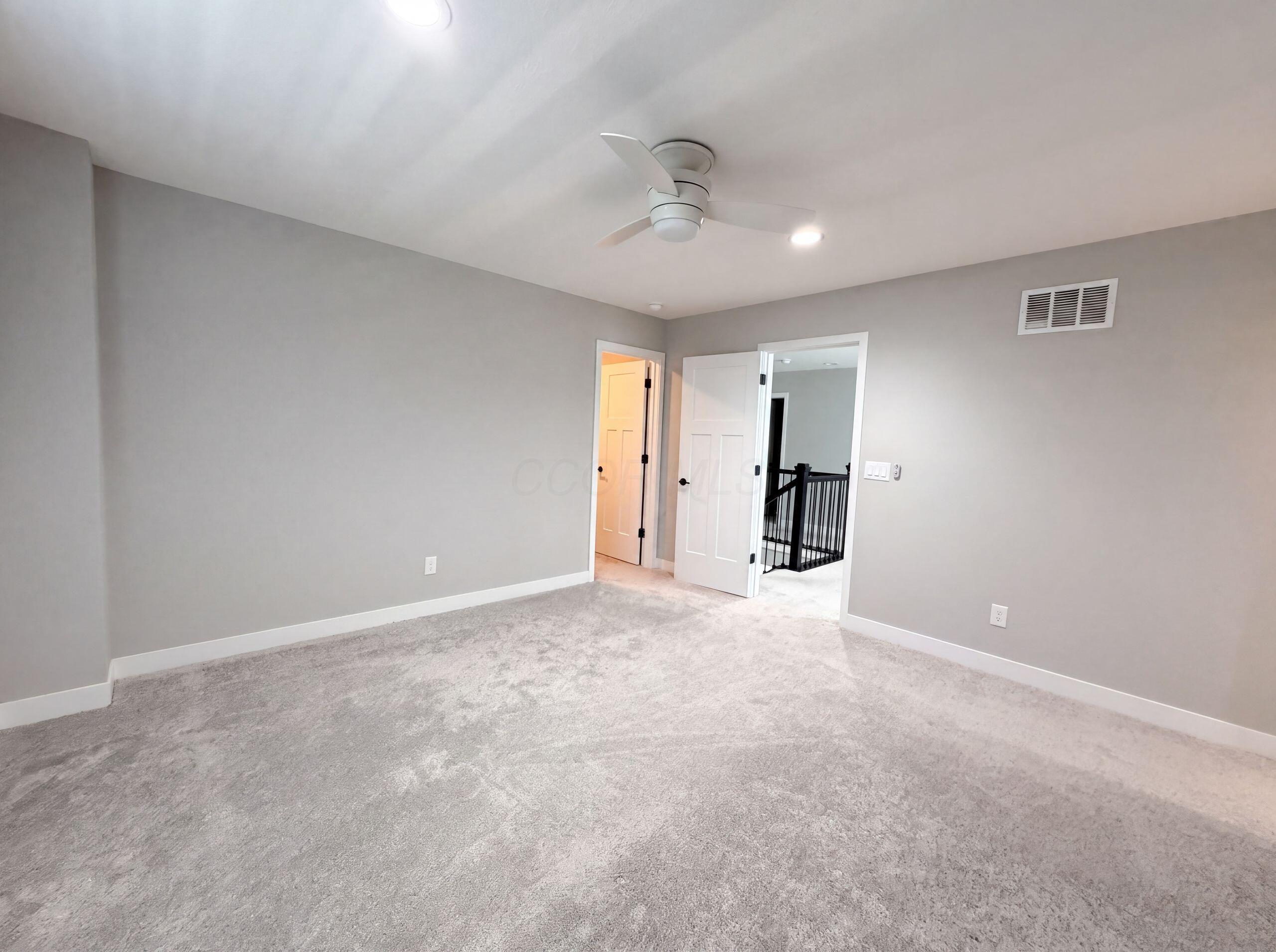 1601 Cromwill Loop Property Photo 19