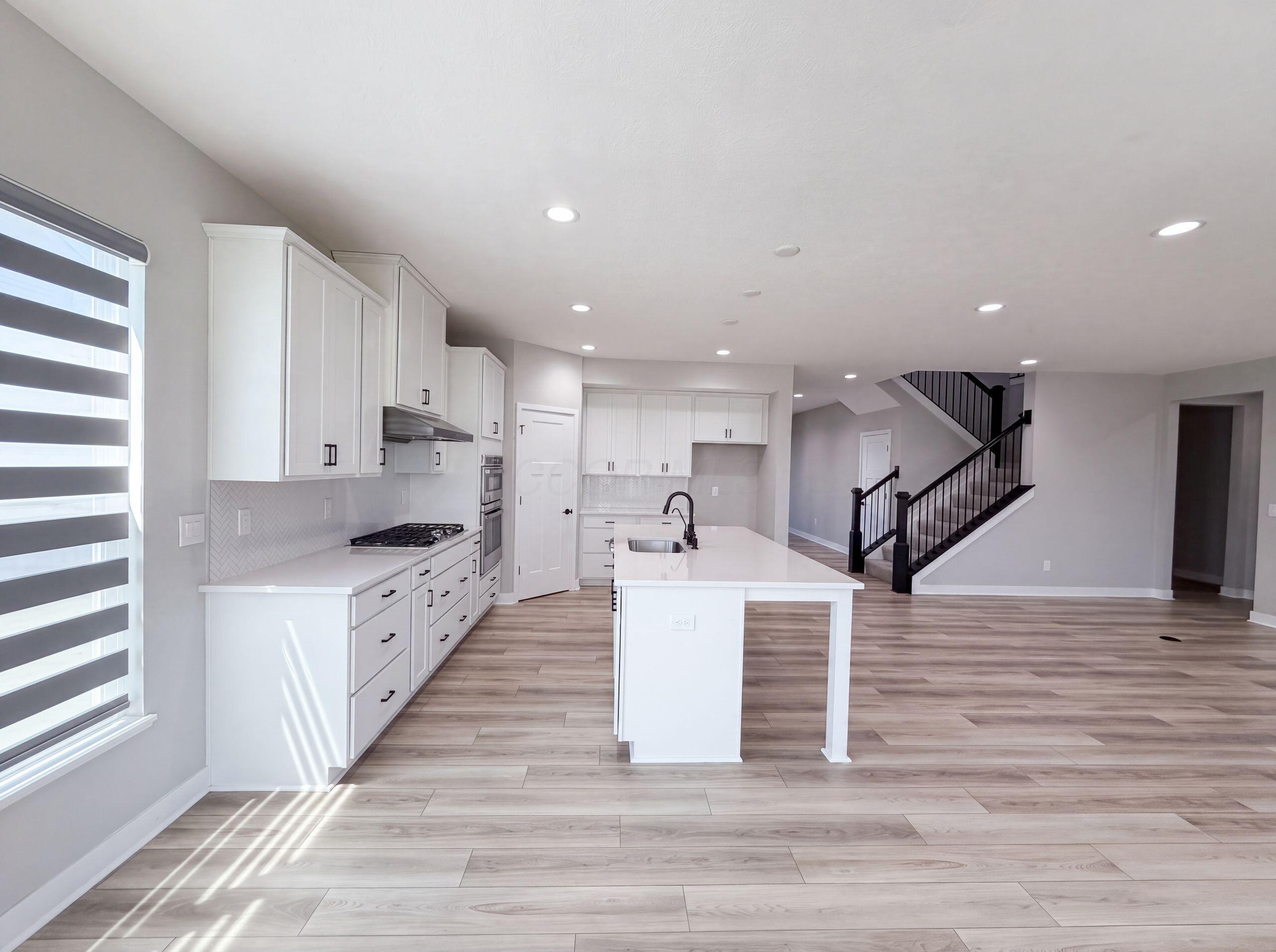 1601 Cromwill Loop Property Photo 38