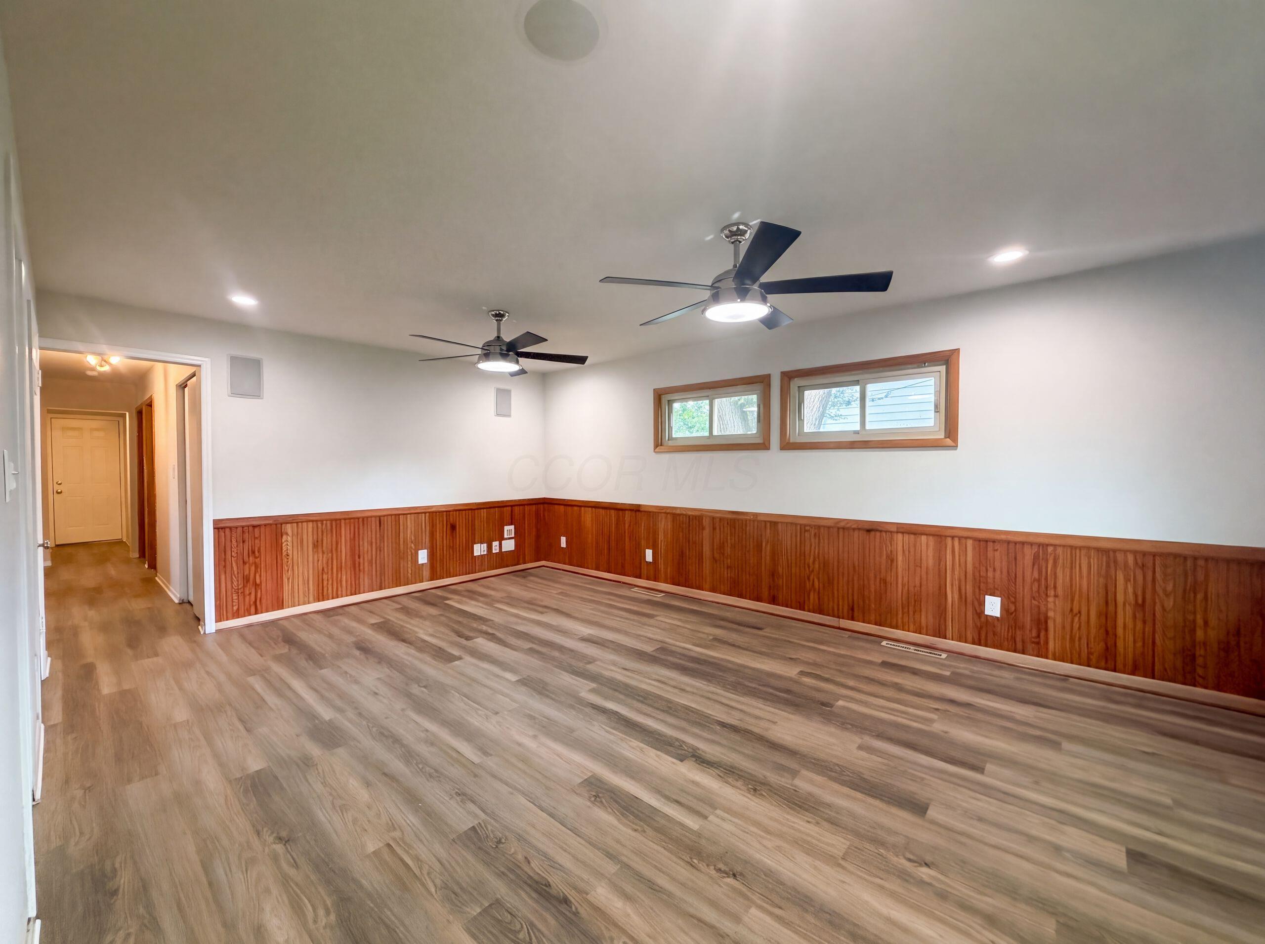 2221 Myrtle Avenue Property Photo 11