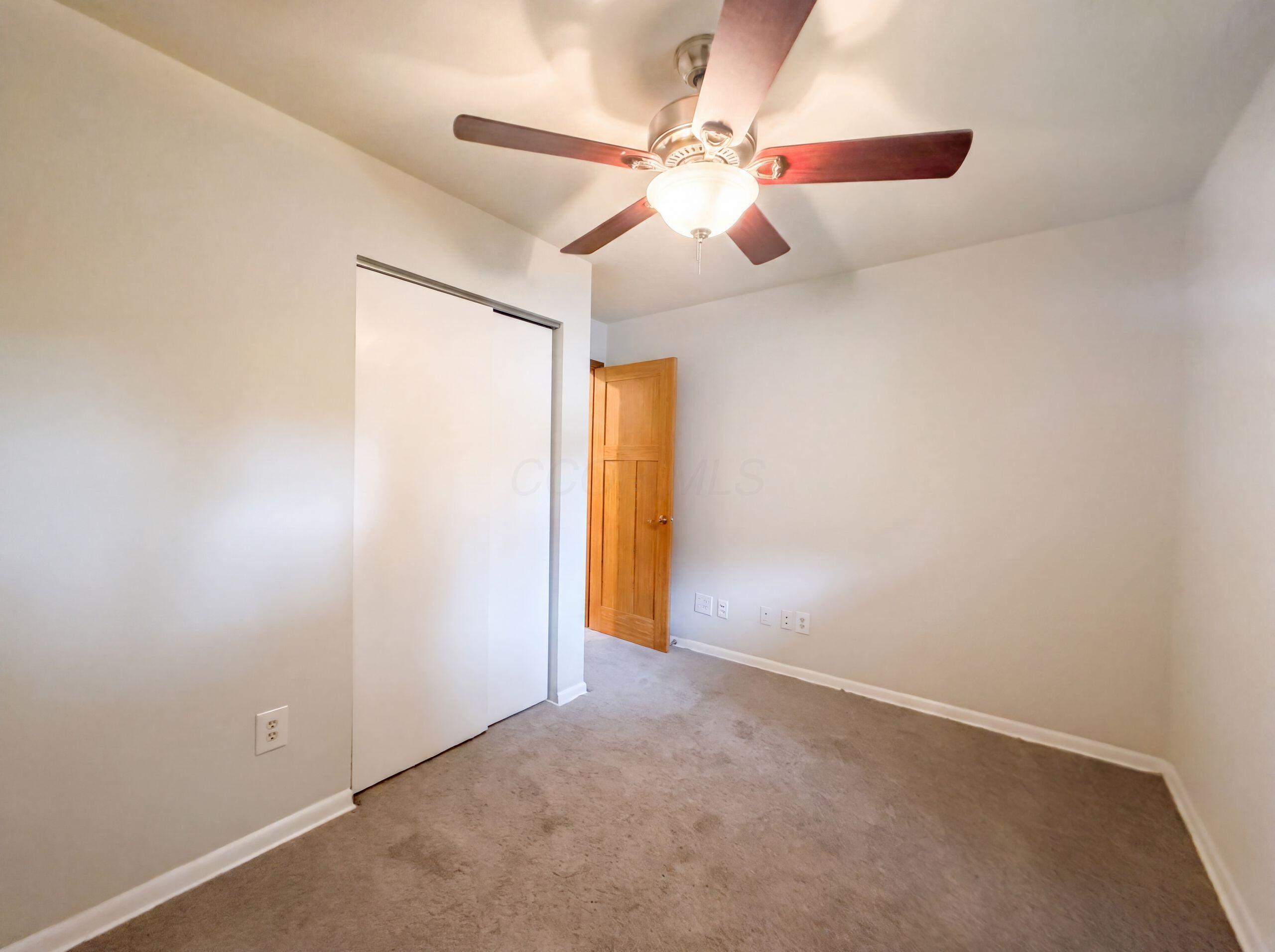 2221 Myrtle Avenue Property Photo 13