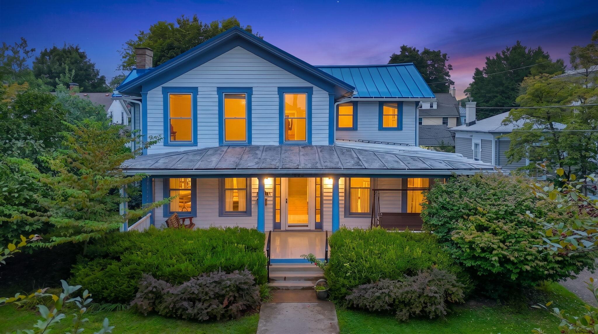 403 E Gambier Street