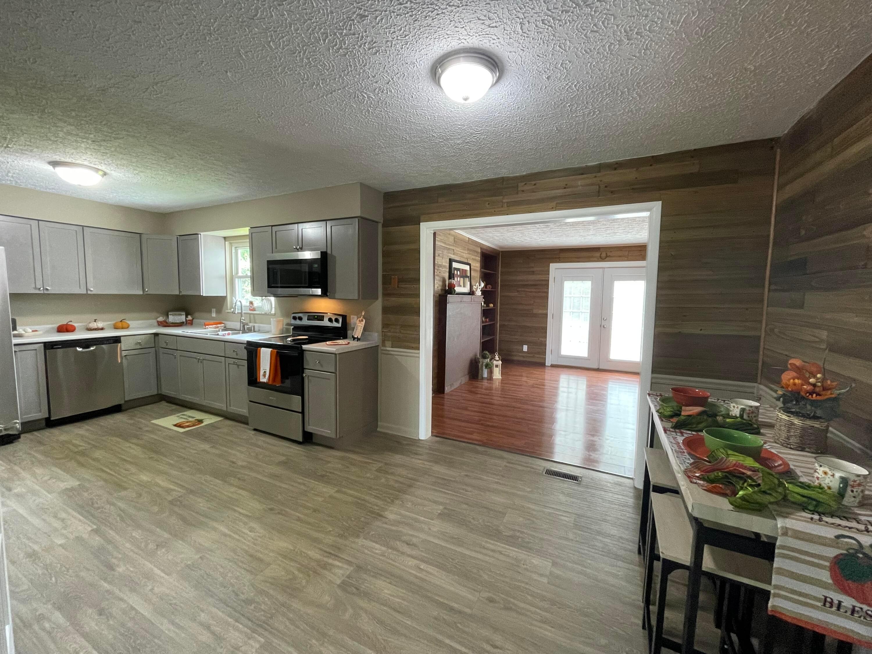 129 Gale Court Property Photo 11