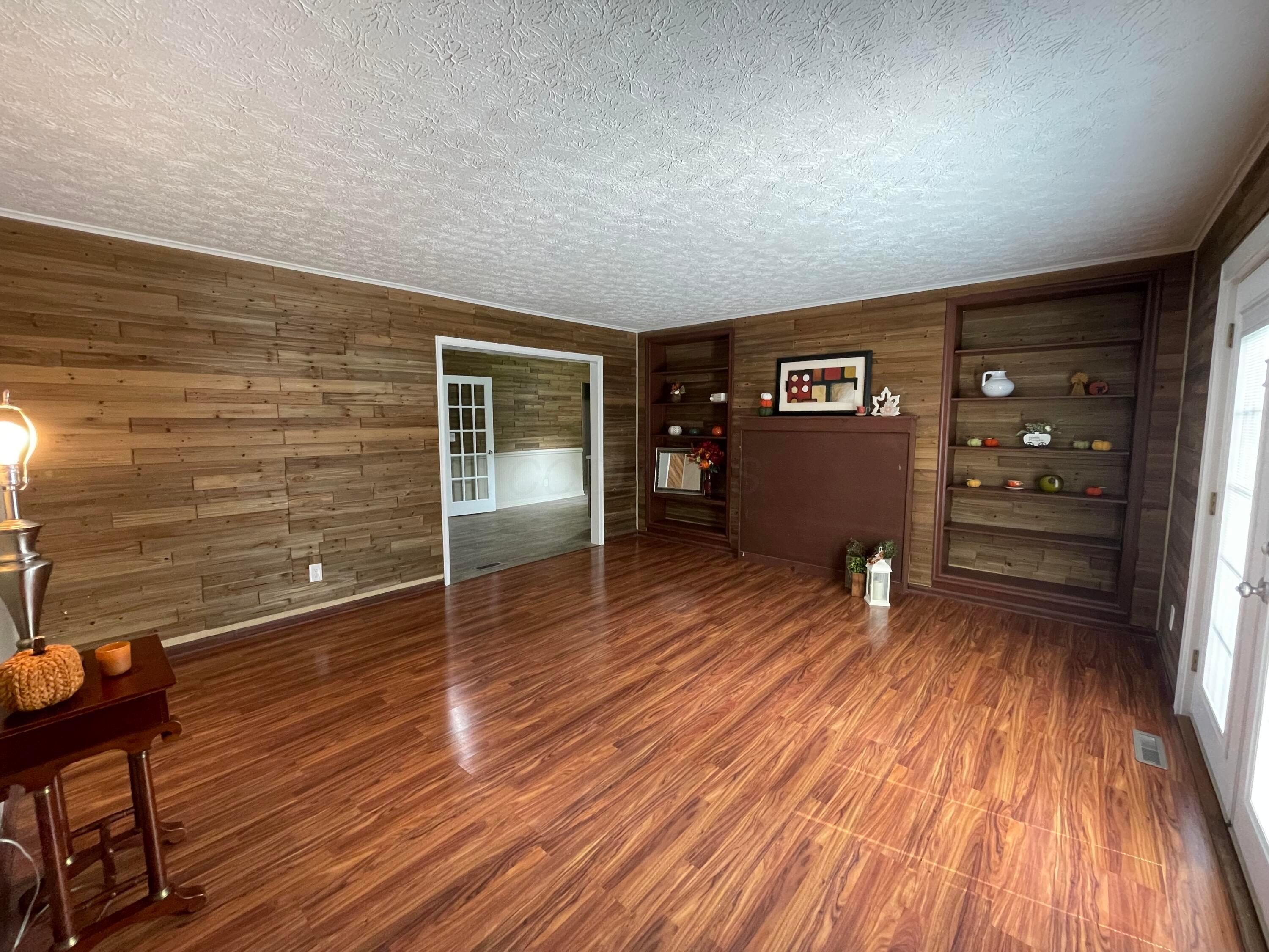 129 Gale Court Property Photo 16