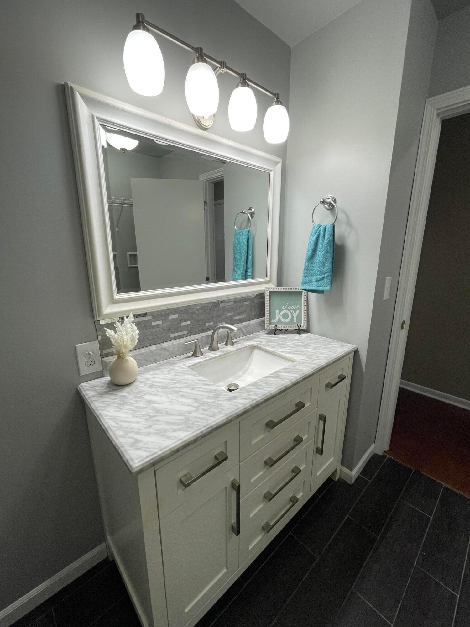 129 Gale Court Property Photo 25