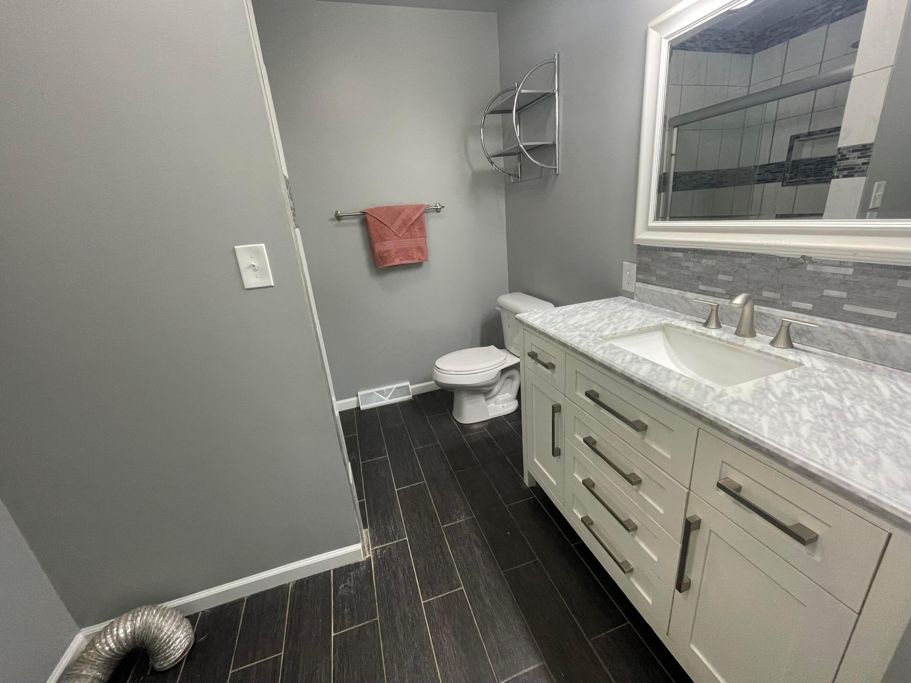 129 Gale Court Property Photo 26