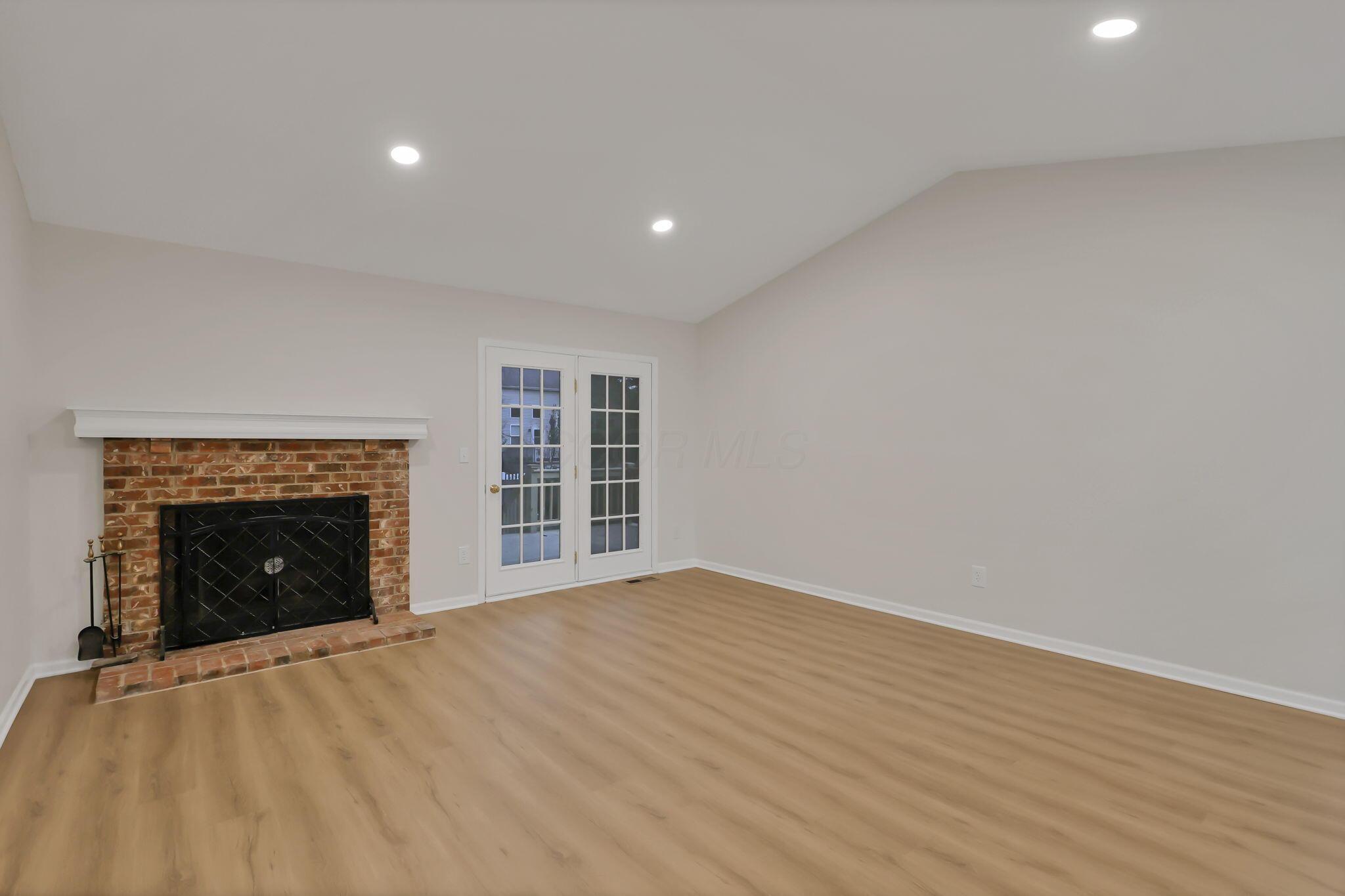 958 Timothy Drive Property Photo 8
