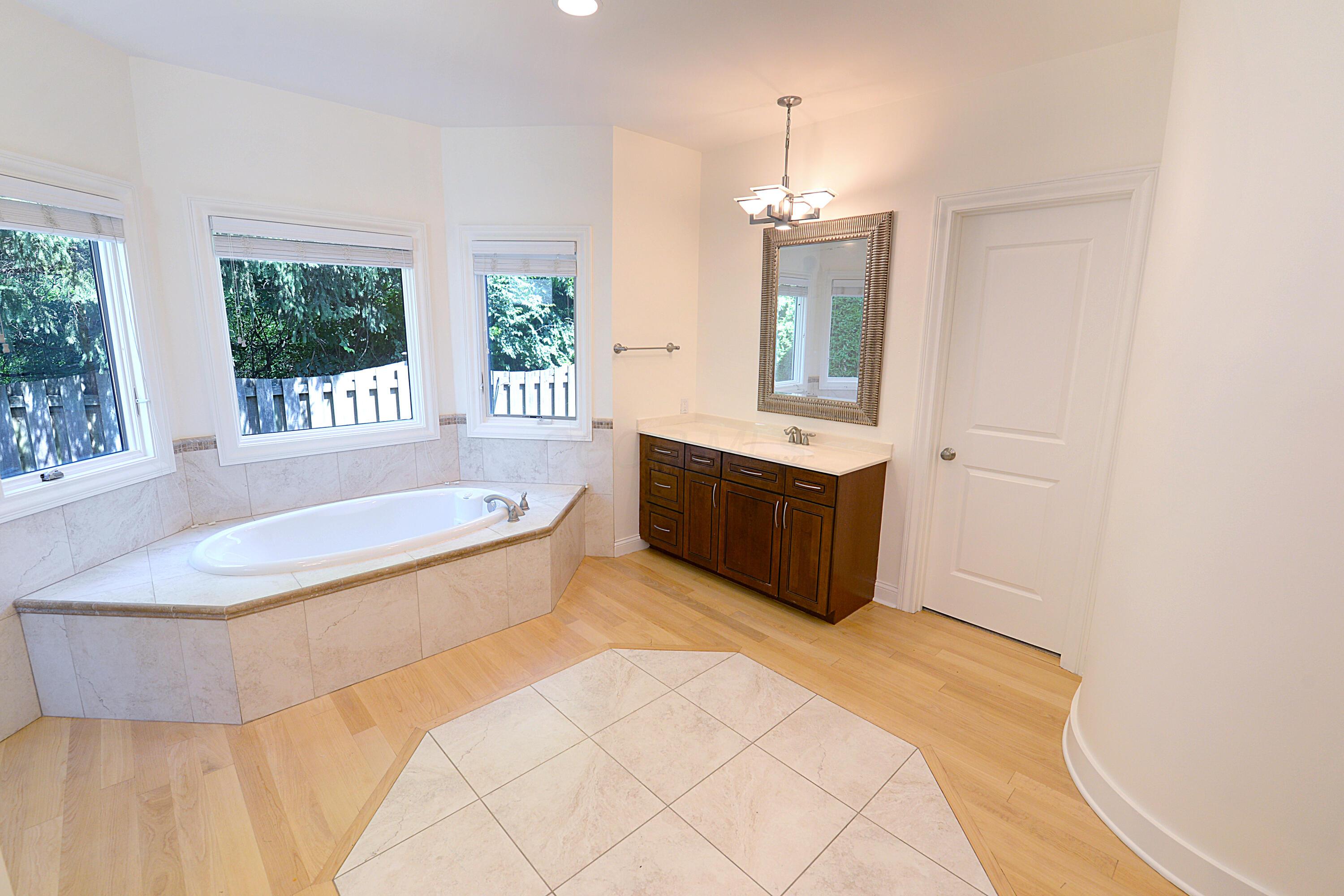 3166 Melbury Drive Property Photo 40