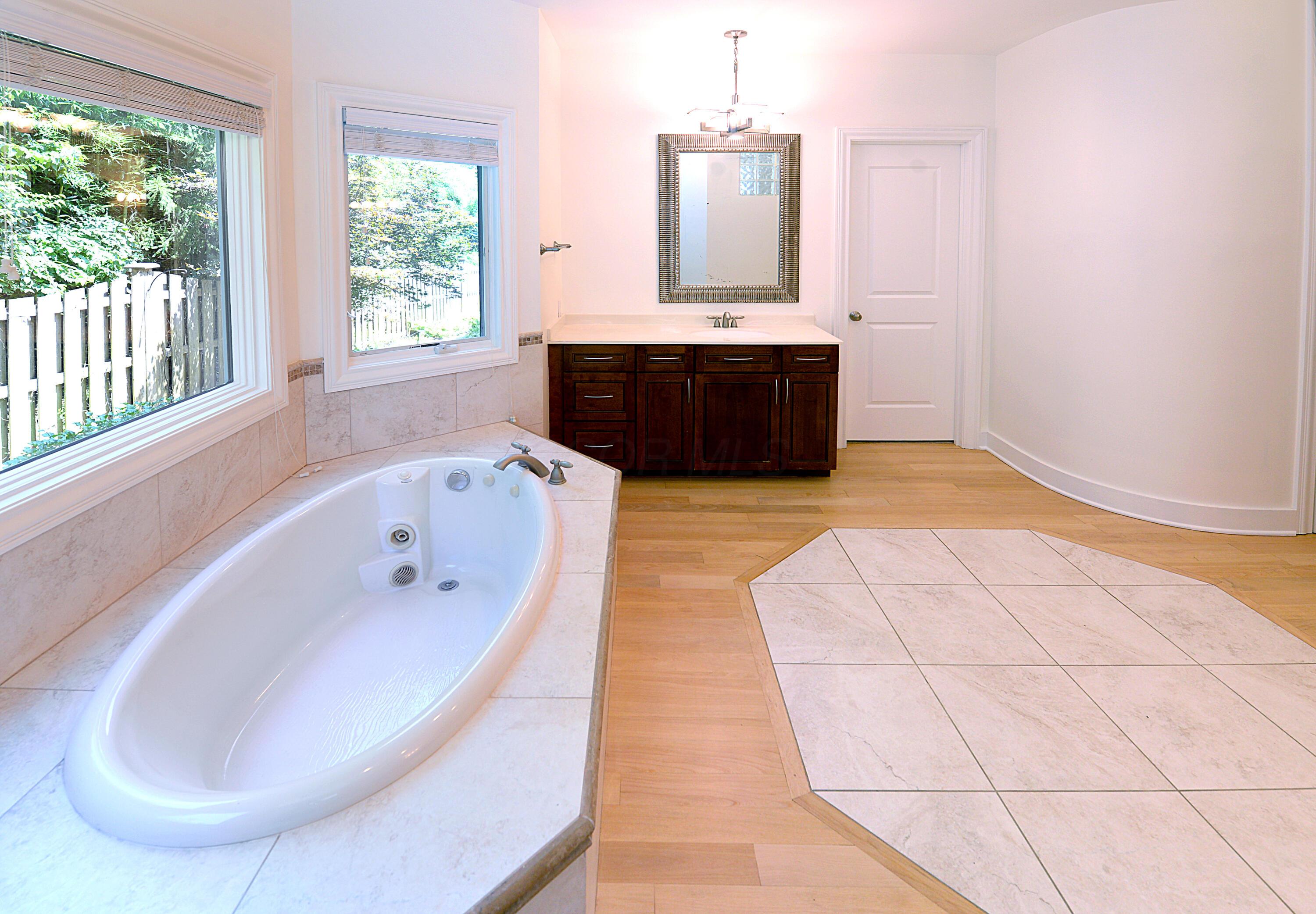 3166 Melbury Drive Property Photo 41