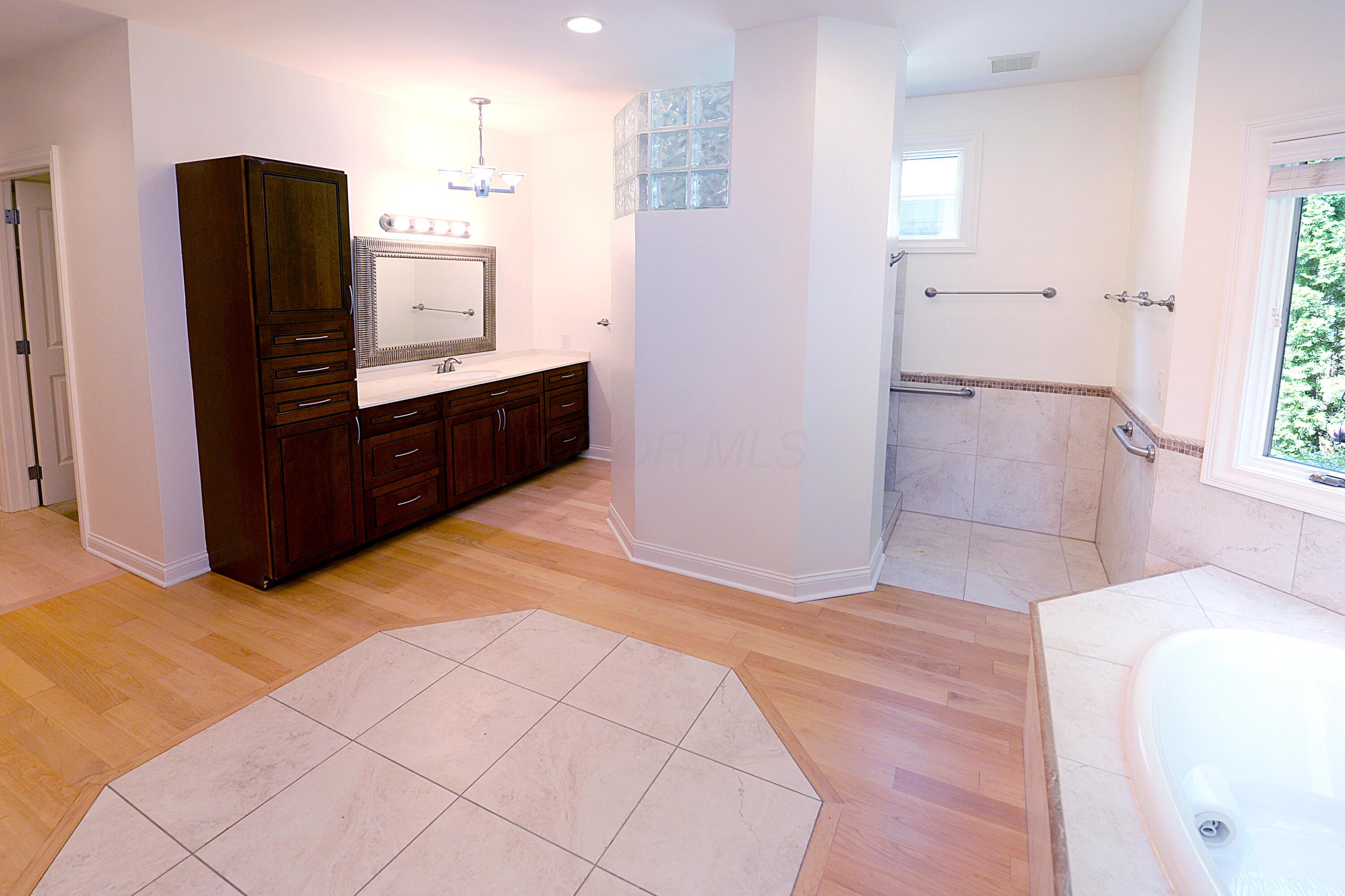 3166 Melbury Drive Property Photo 42