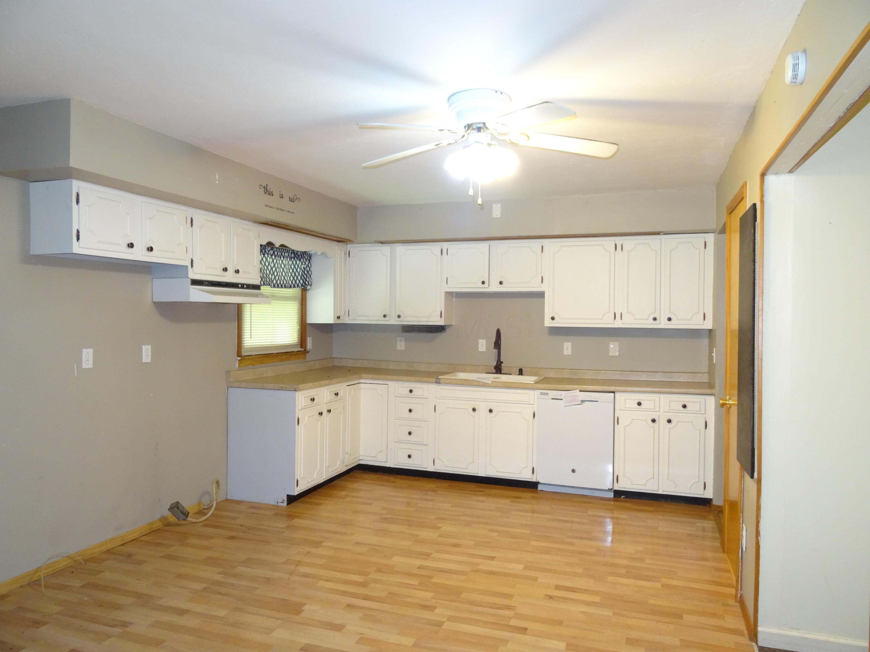 8 Willis Court Property Photo 8