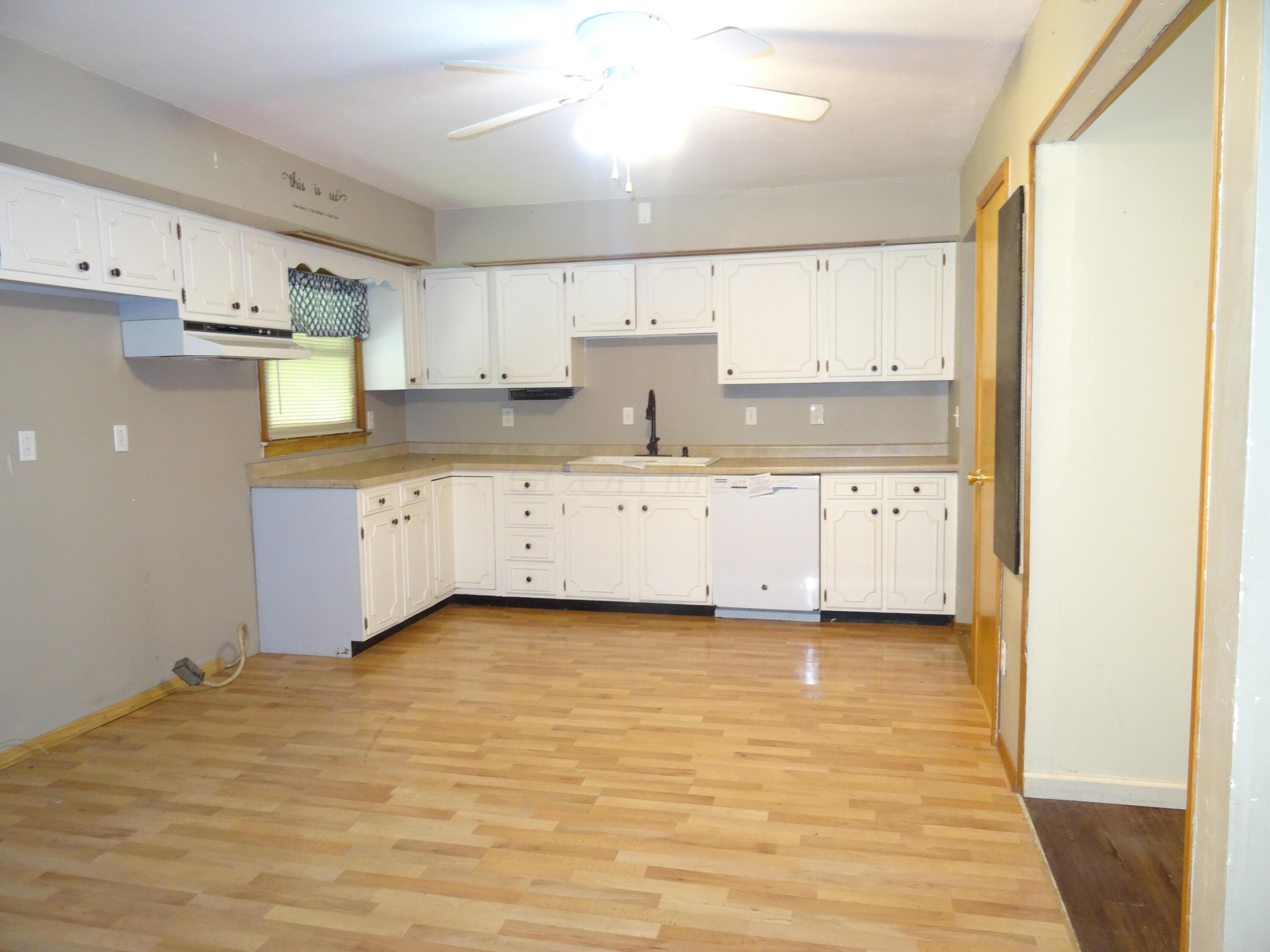8 Willis Court Property Photo 9
