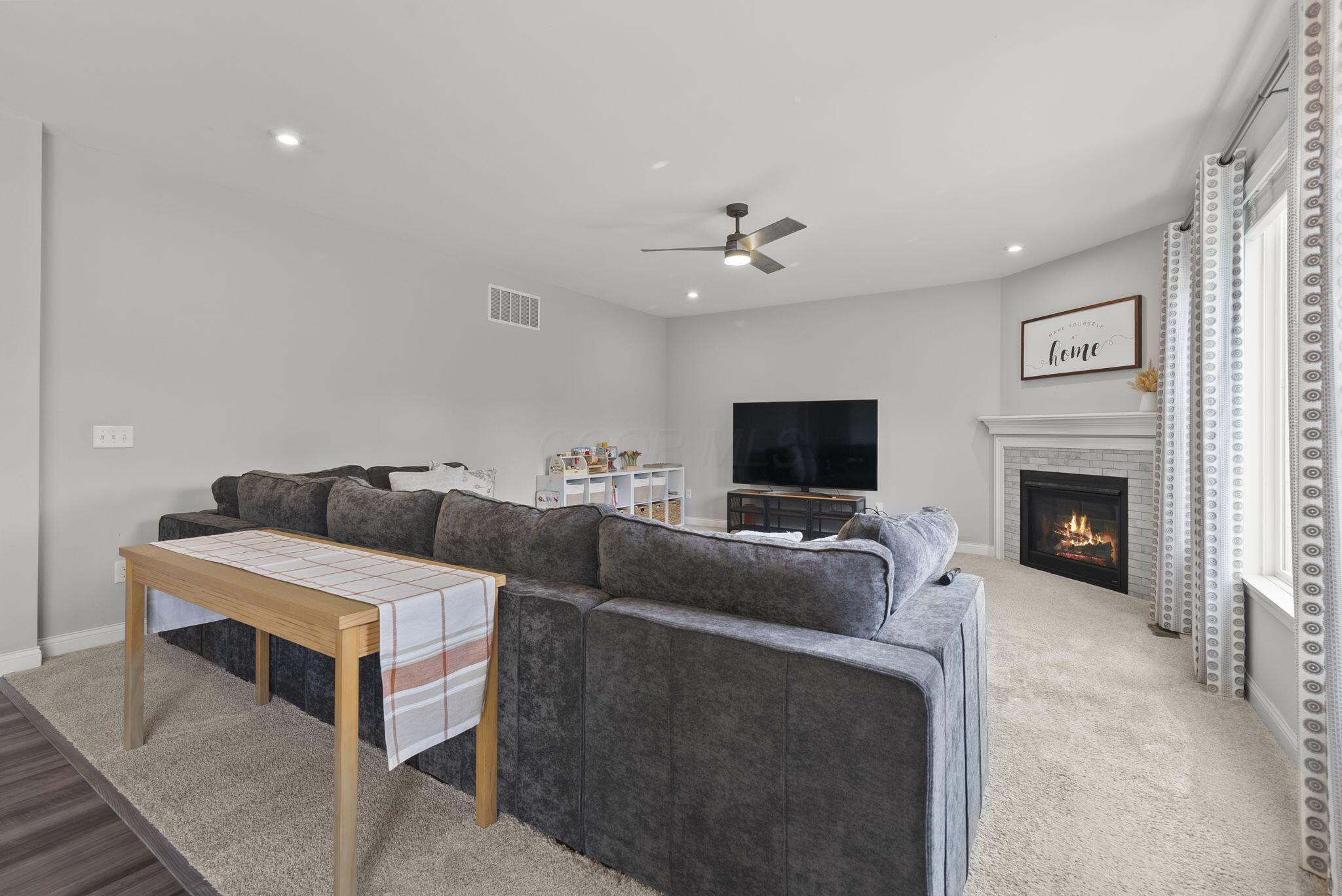 8499 Paddock Trail Property Photo 14