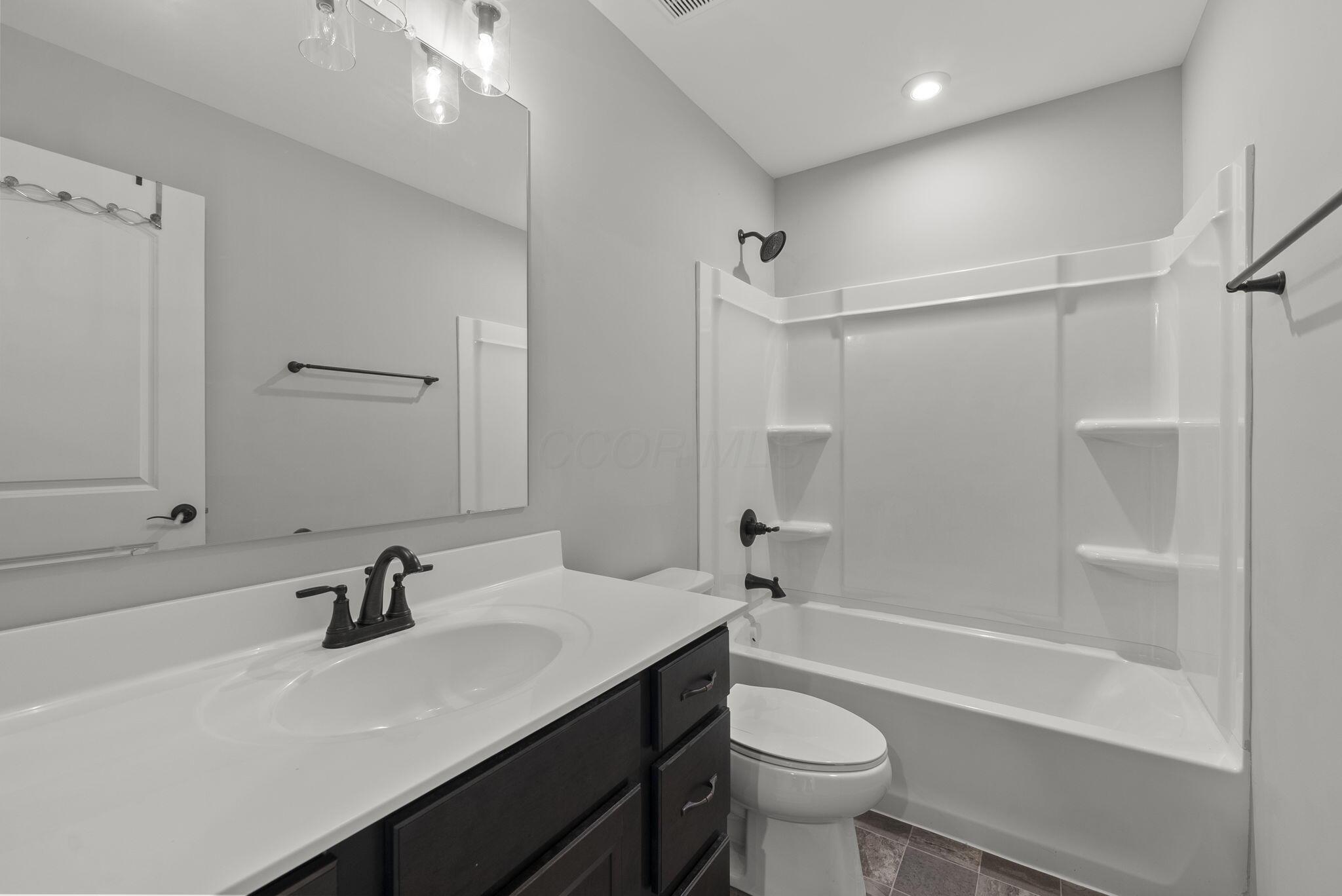 8499 Paddock Trail Property Photo 32