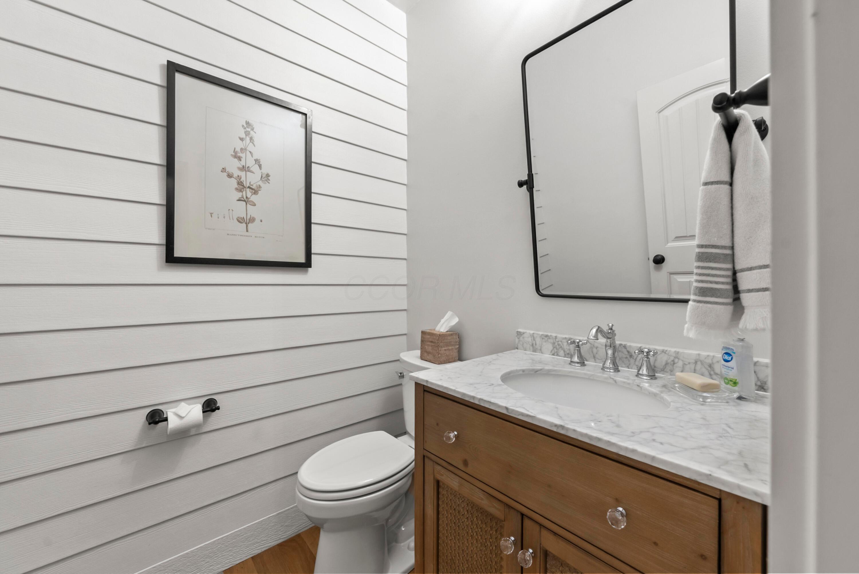 8568 Liberty Road N Property Photo 14
