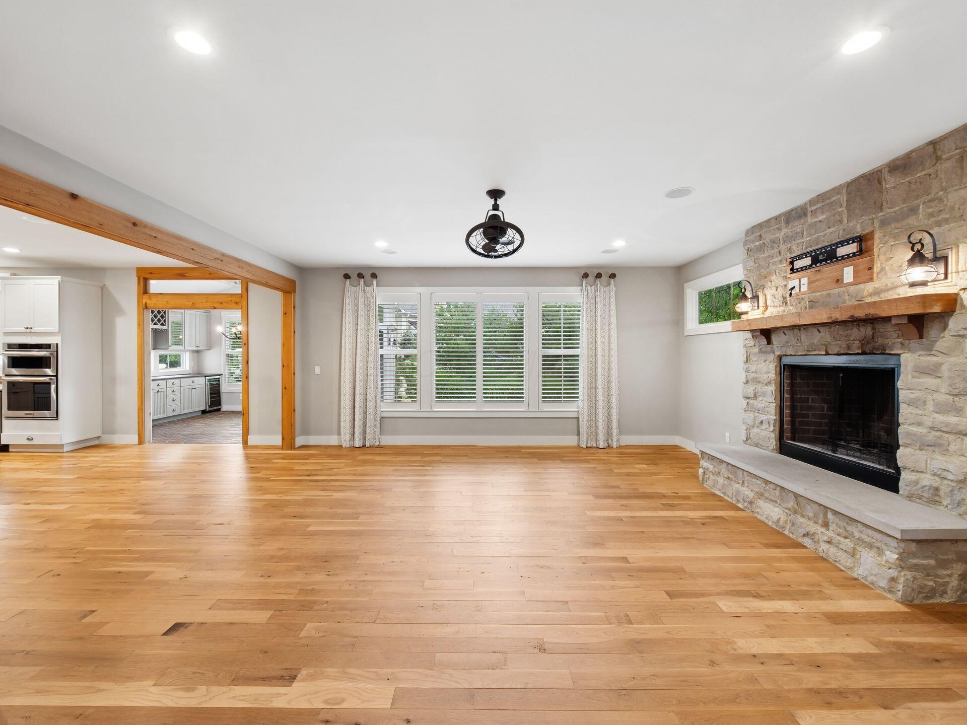 8568 Liberty Road N Property Photo 15