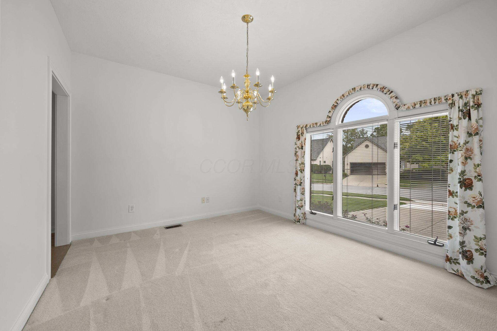 920 Linworth Village Drive Property Photo 15