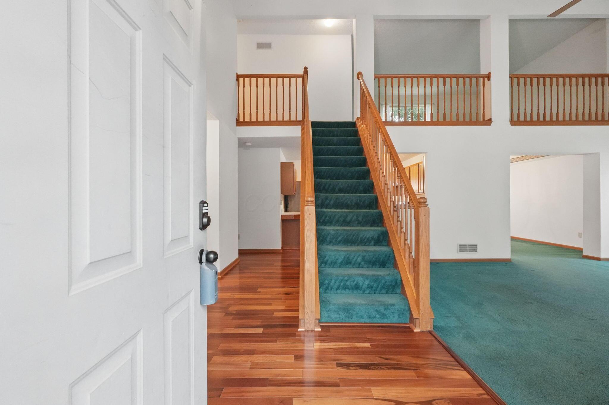 8211 Turret Drive Property Photo 4