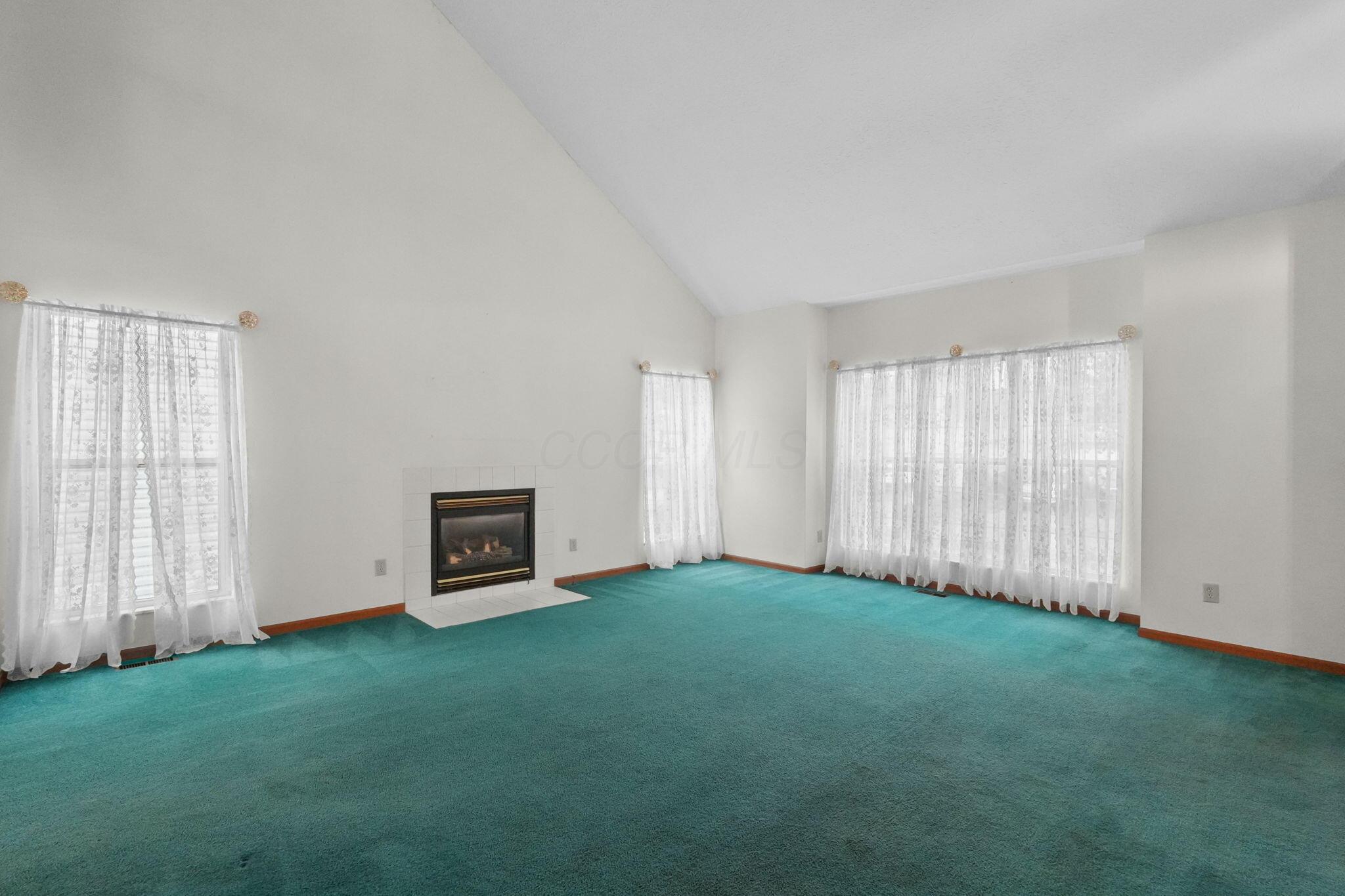 8211 Turret Drive Property Photo 7