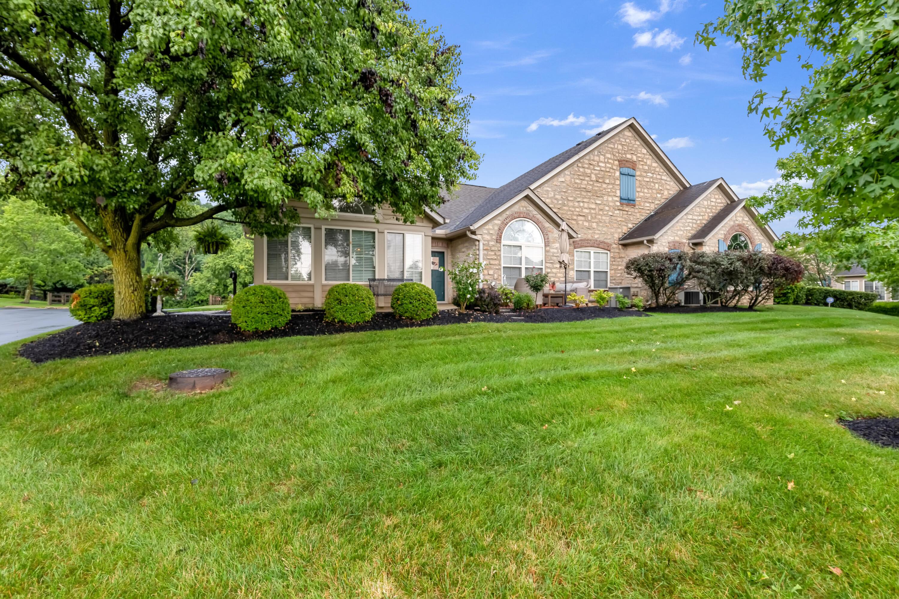 109 Stonegate Drive Property Photo 1