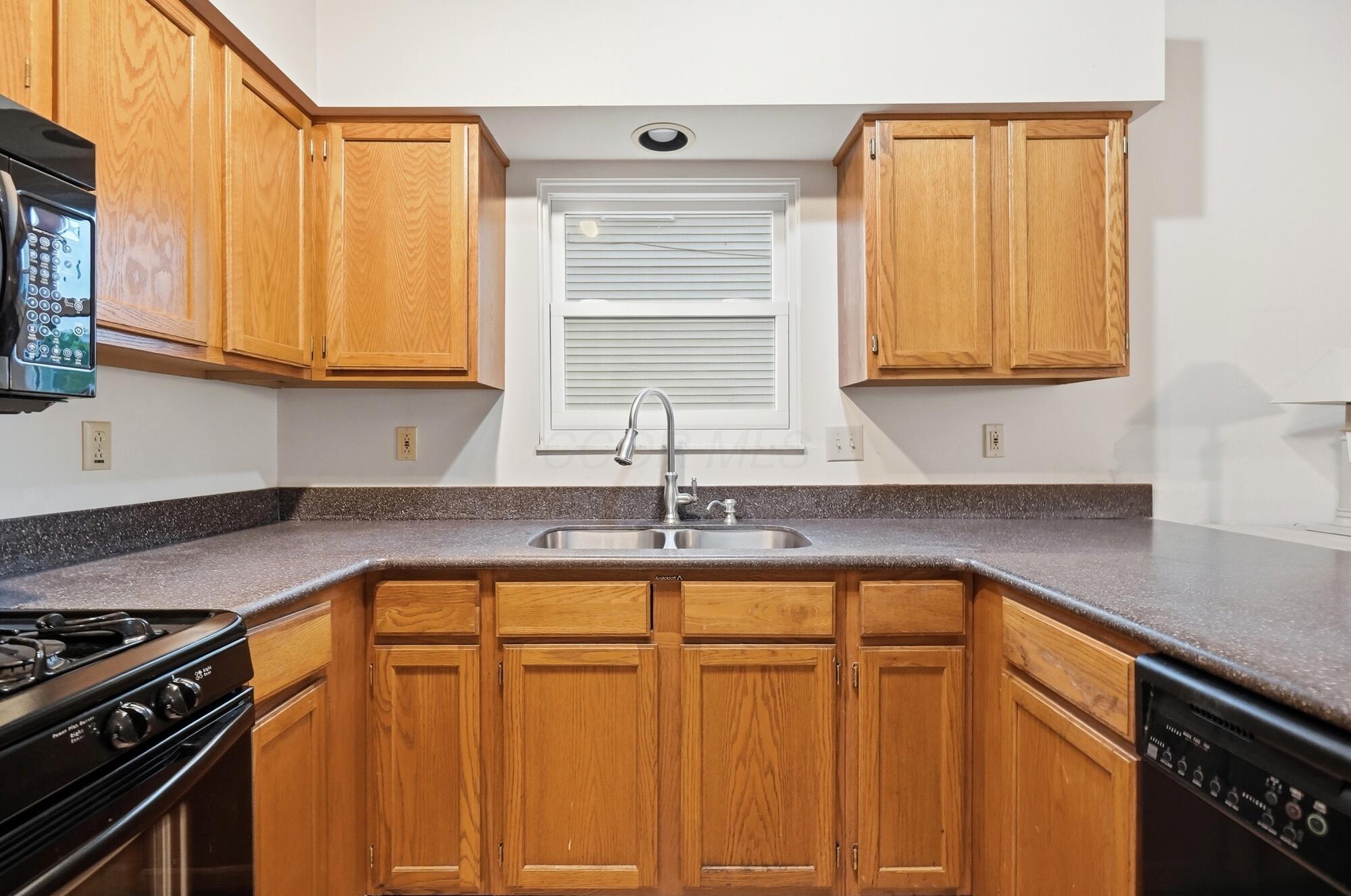 6376 Old Ben Lane Property Photo 9