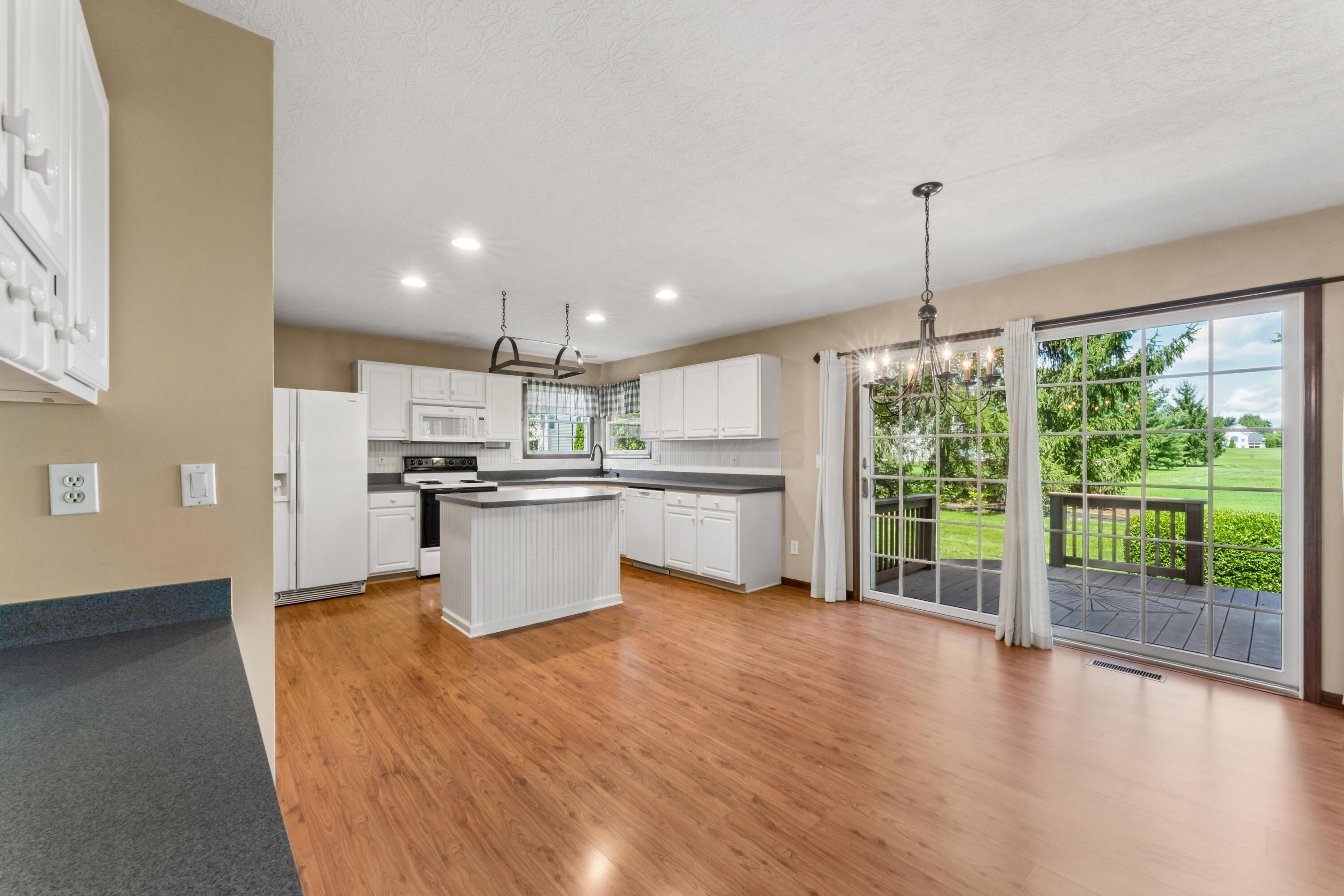 7259 New Point Place Property Photo 12