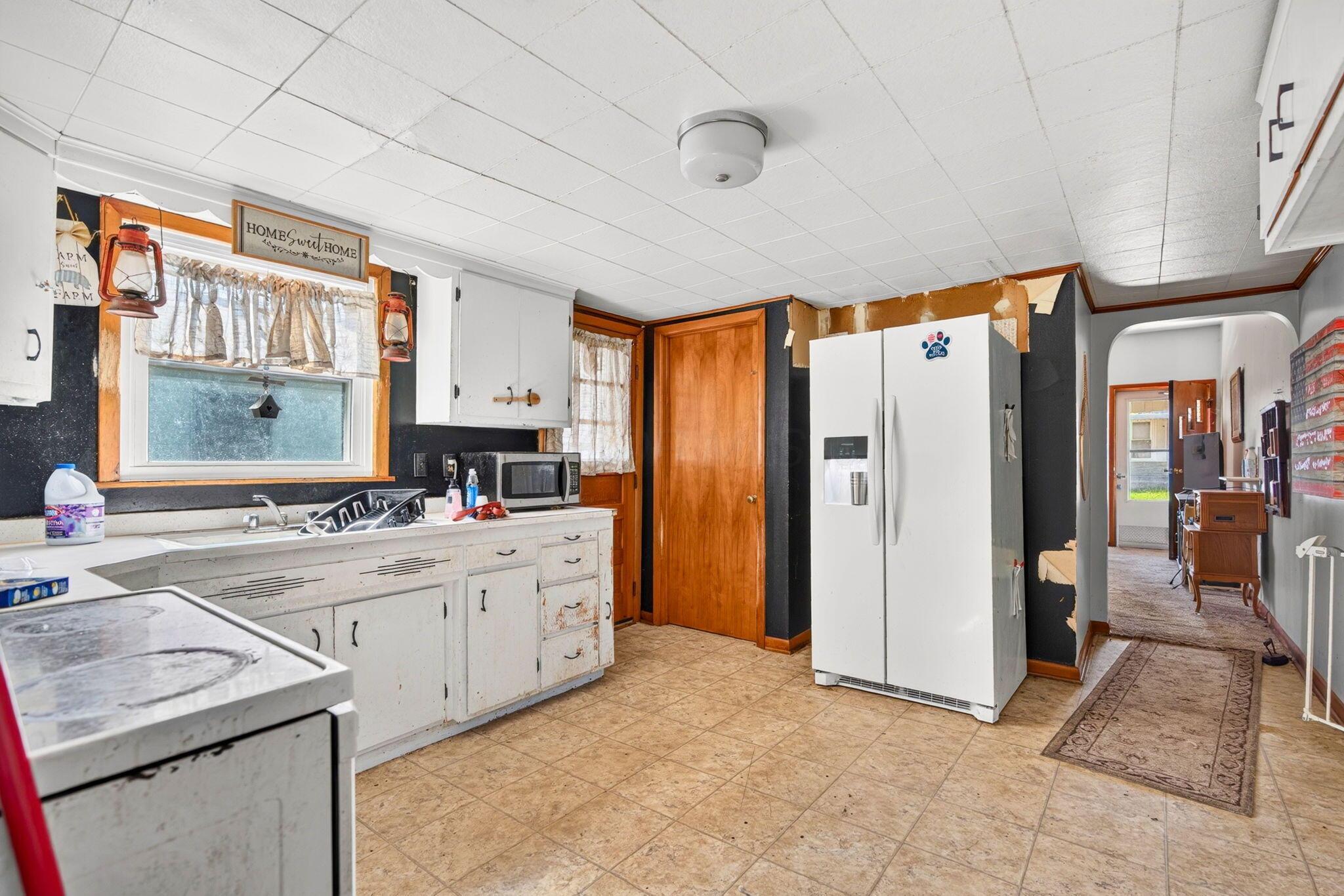 744 3rd Street Property Photo 9