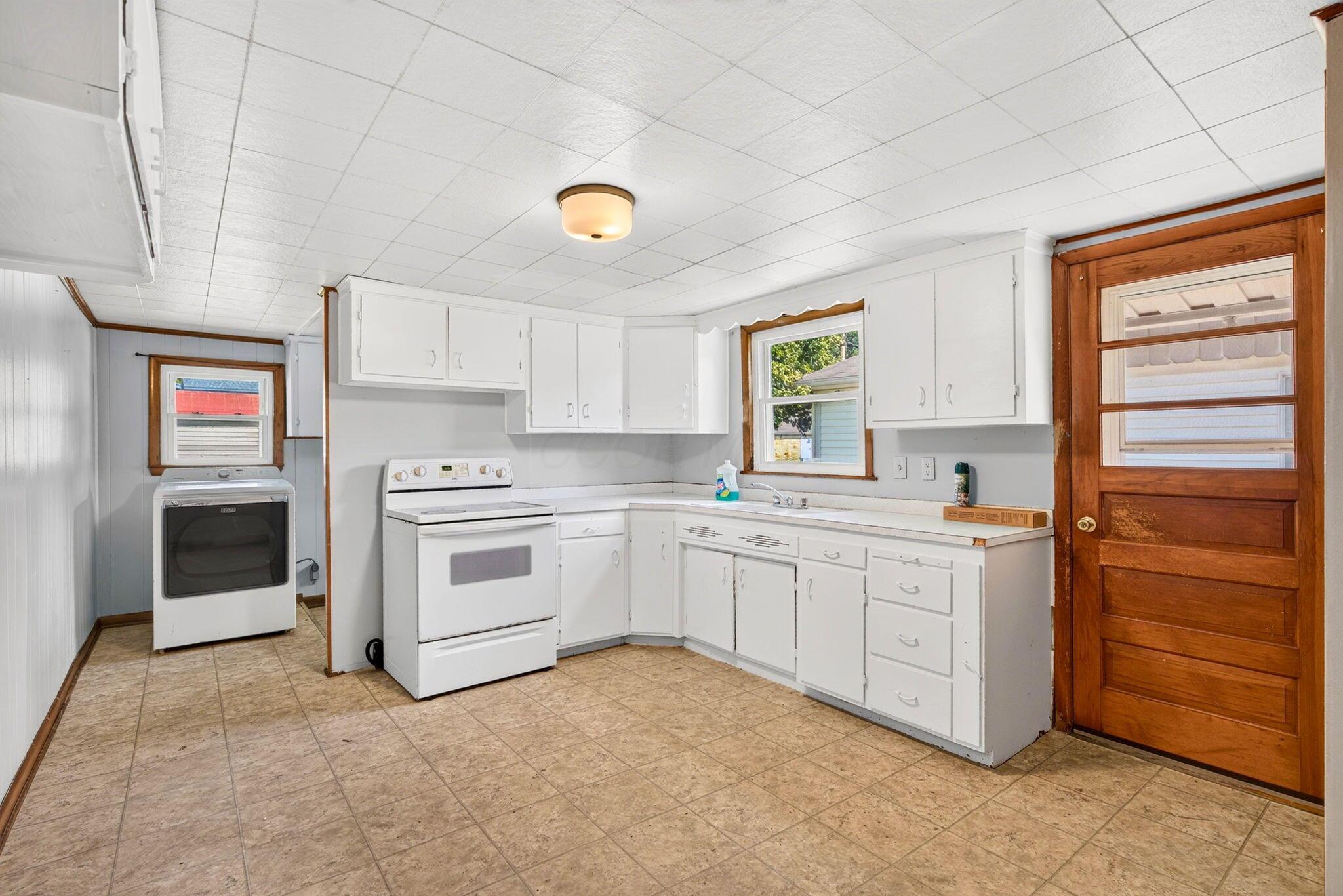 744 3rd Street Property Photo 10