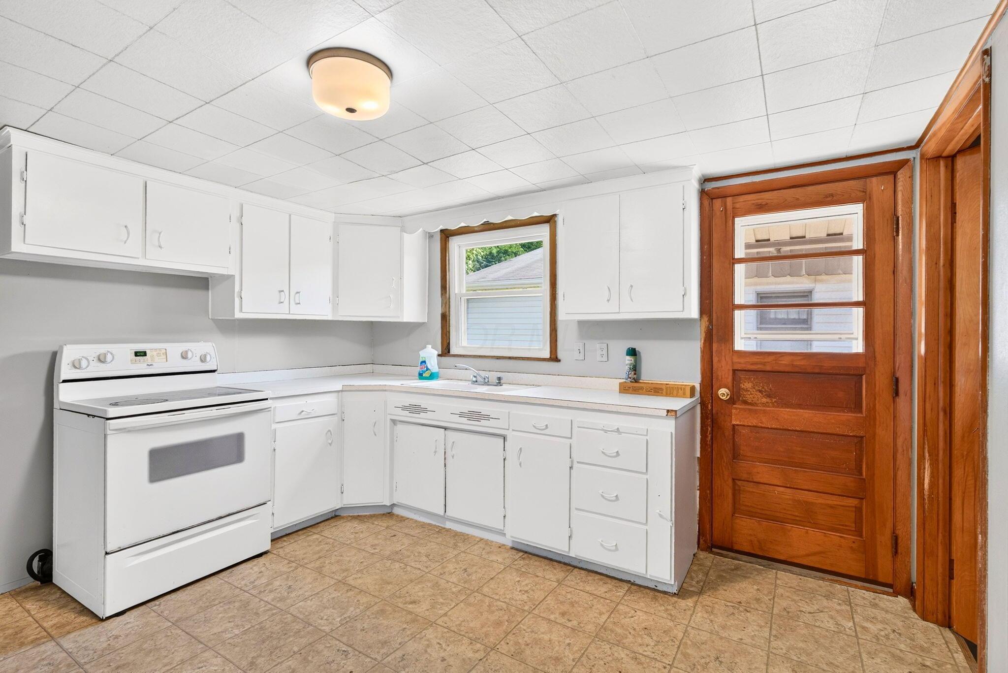 744 3rd Street Property Photo 11