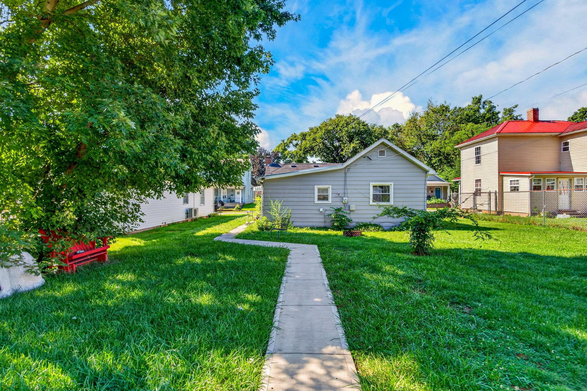 744 3rd Street Property Photo 16